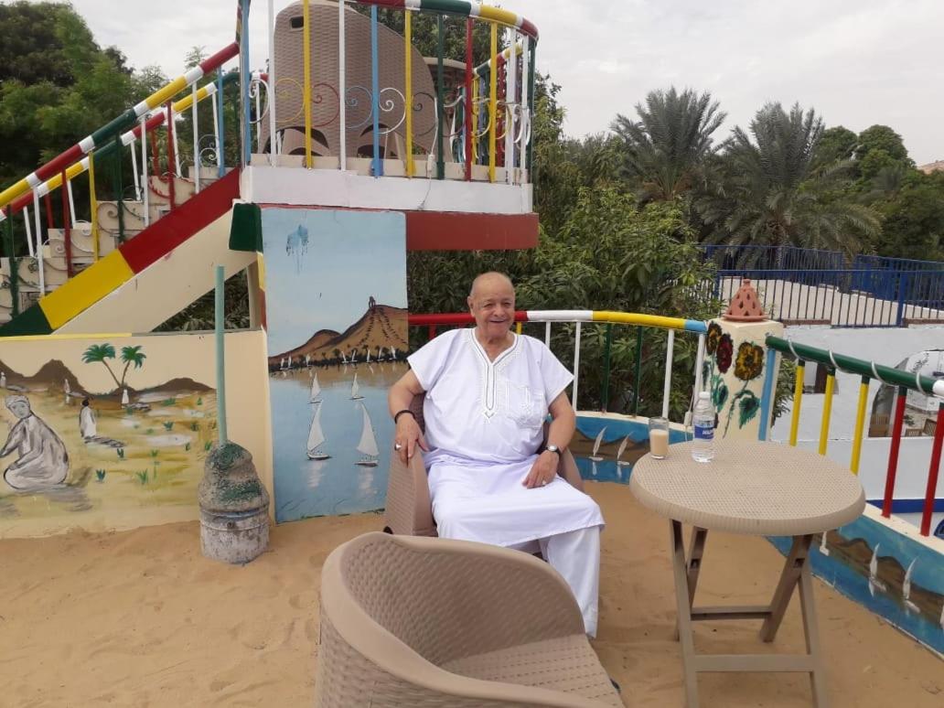 El Prince Guesthouse - Image 2