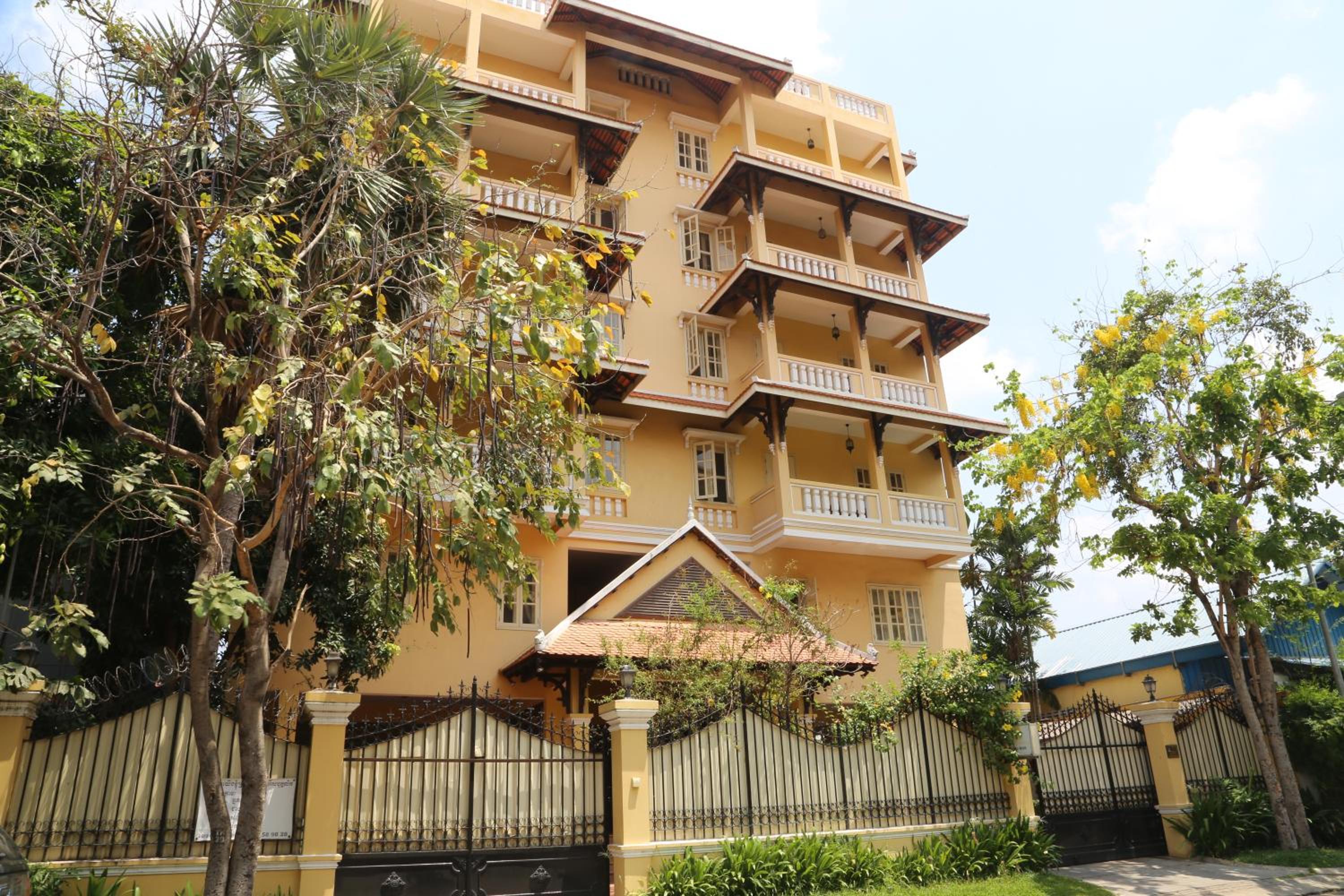 Grand Residence