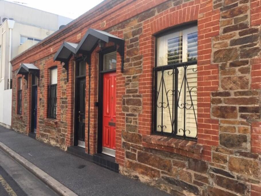 Modern Central China town Home - Free Carpark