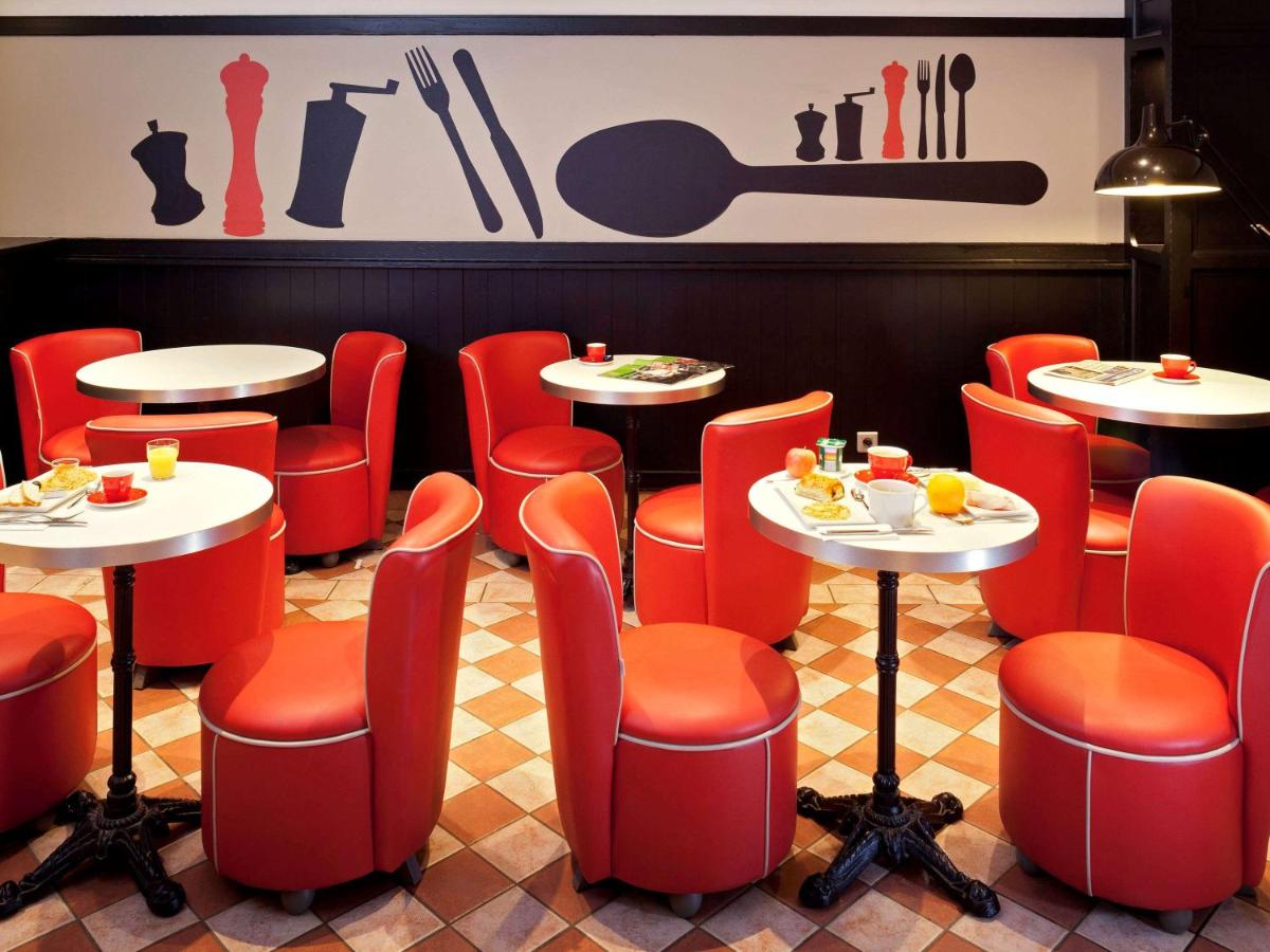 restaurant