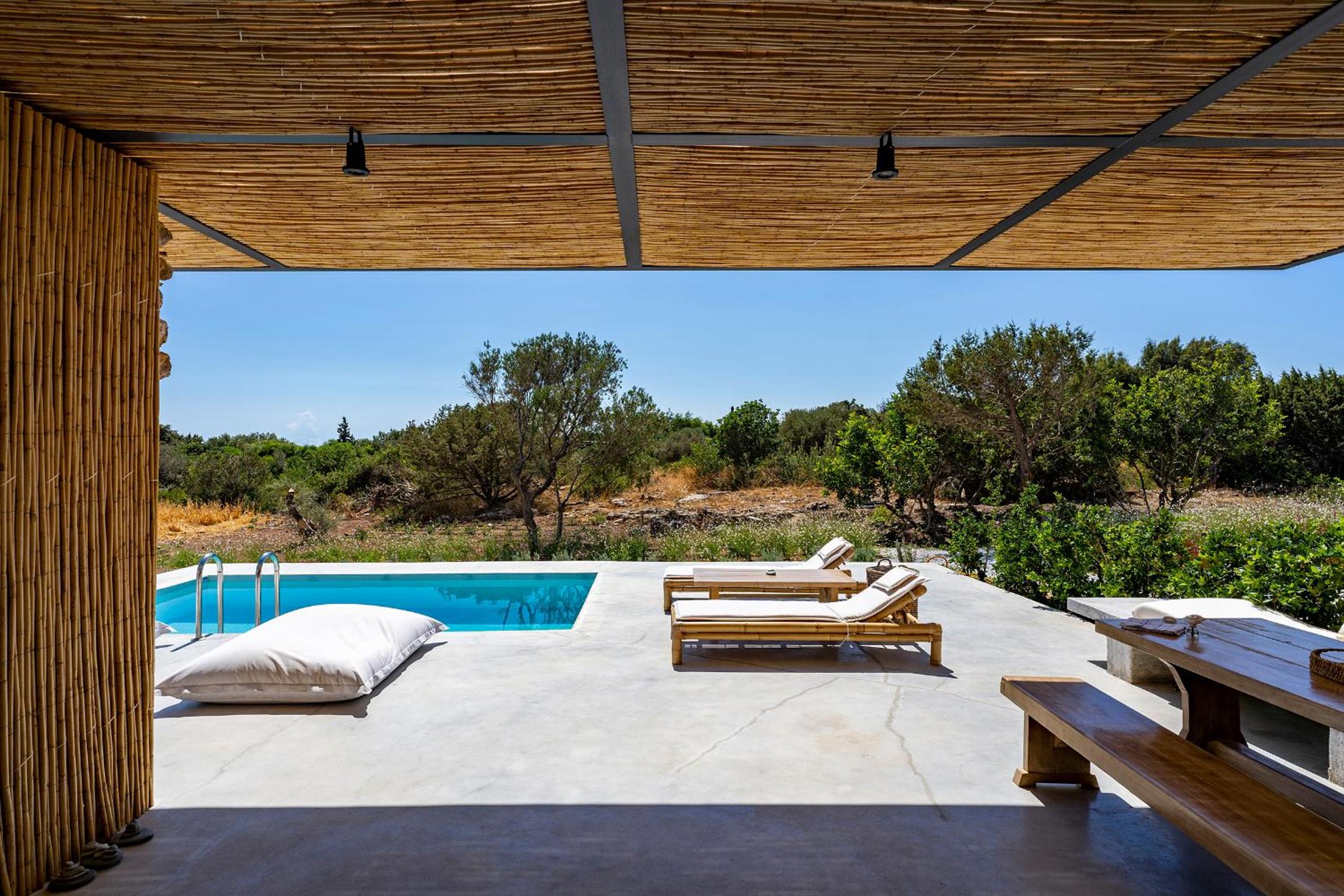 Akra Grammeno Beachfront Villas