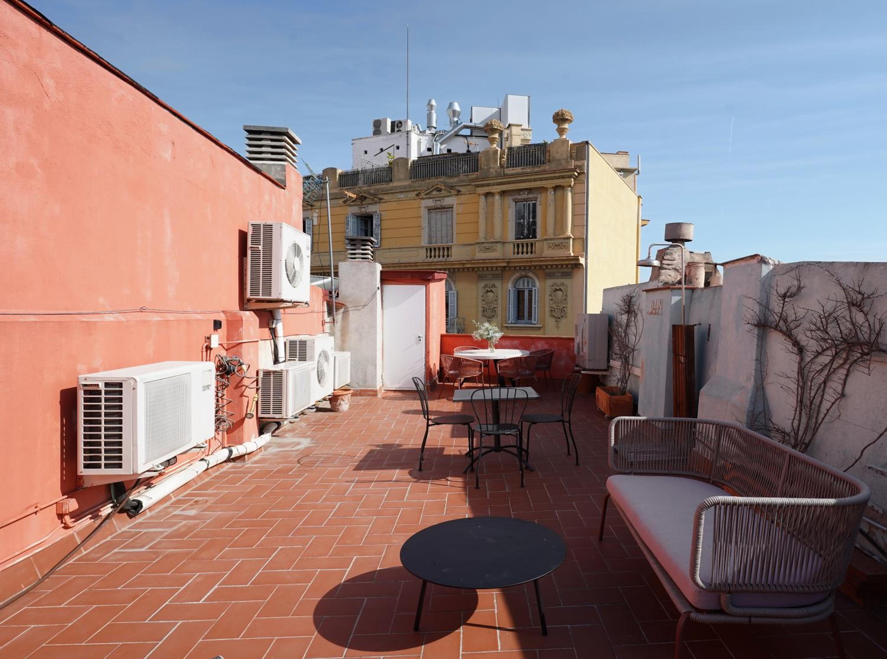 Barcelona Vacations - Numa I Seda Apartments - Property Image 5