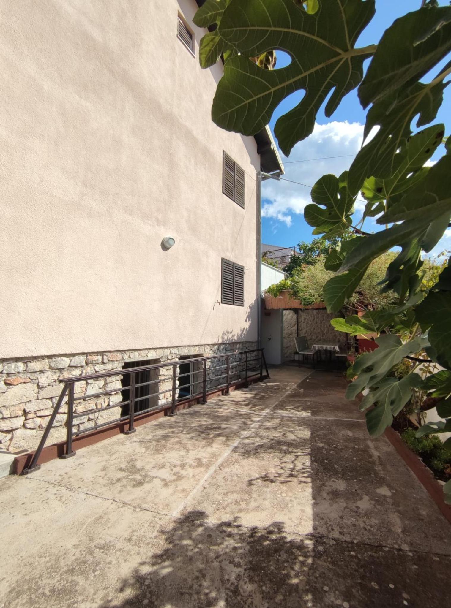 Apartment Doriana view 4