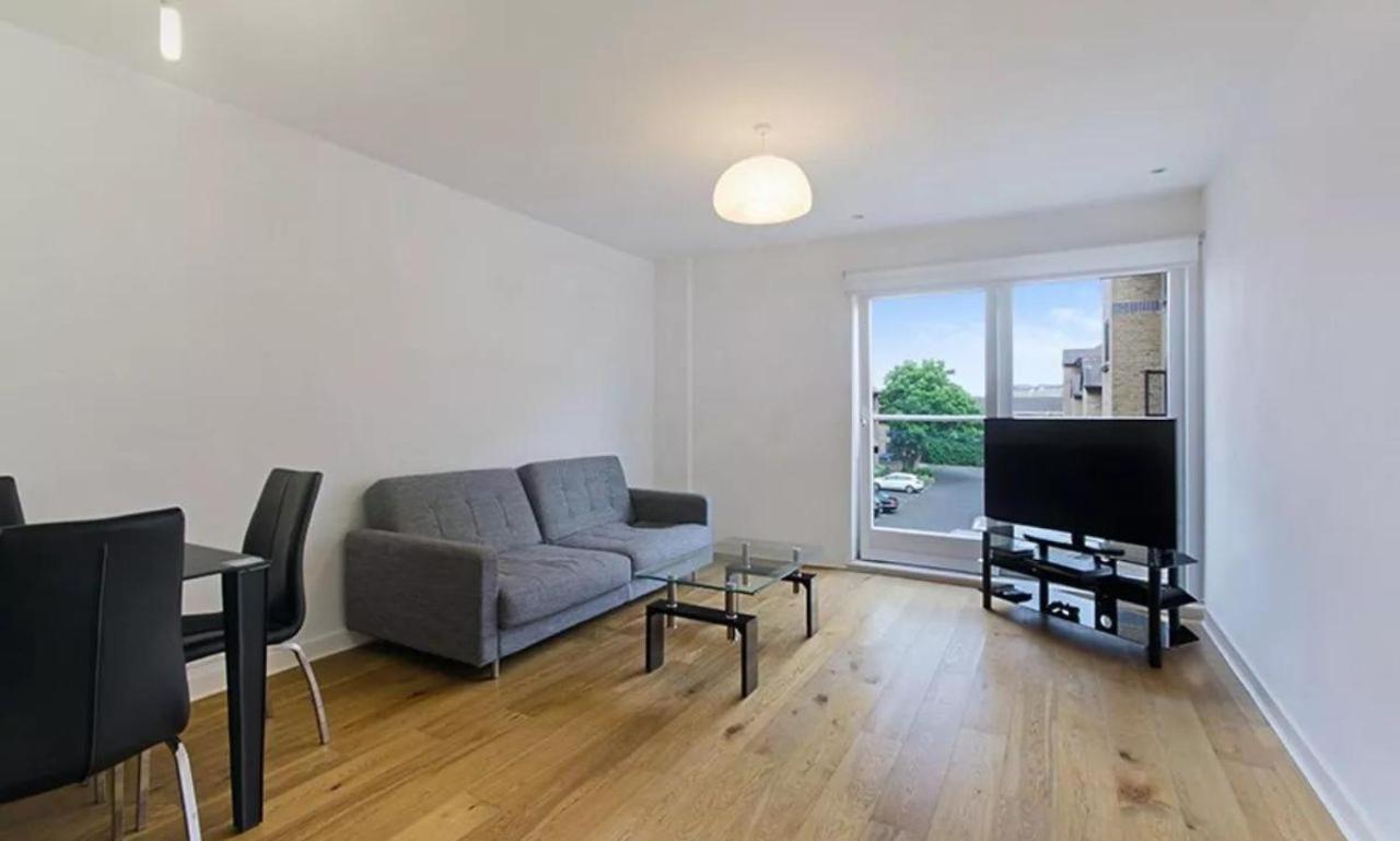 City Riverview 1/2 Bedroom Apartment