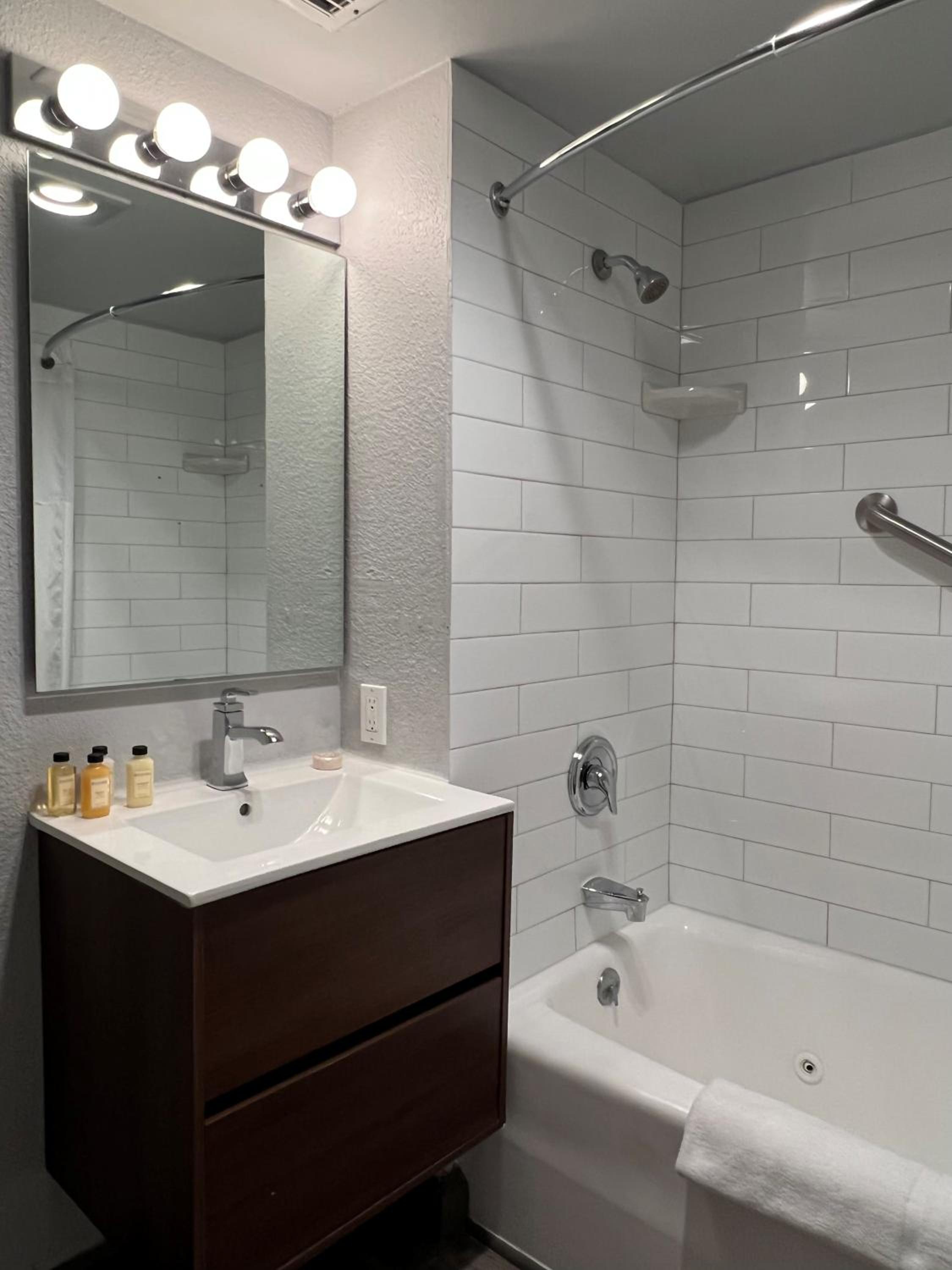 West Palm Beach Vacations - The Dover House Resort - Property Image 33