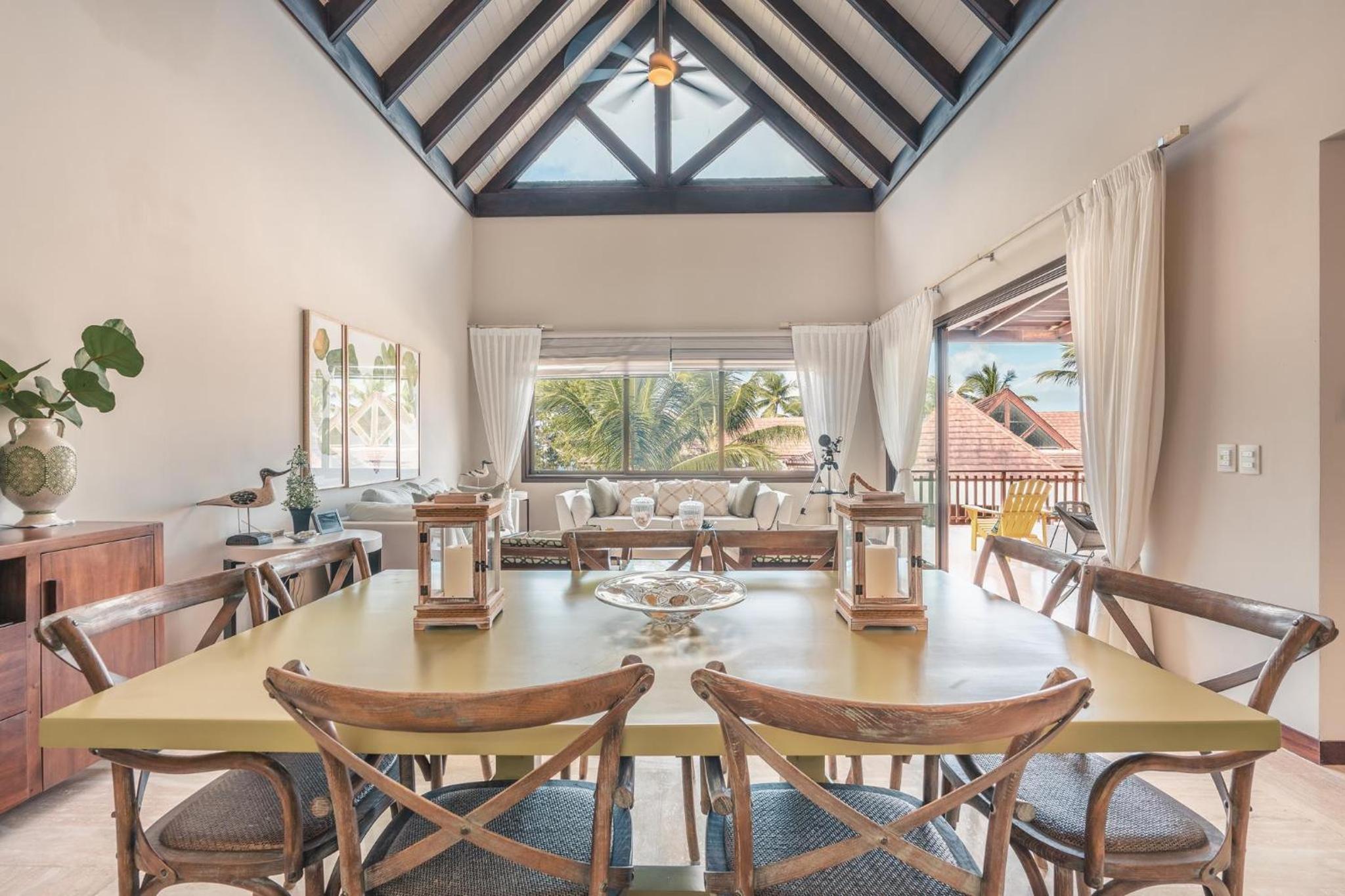 Oustanding El Portillo 2BR Apt view 2