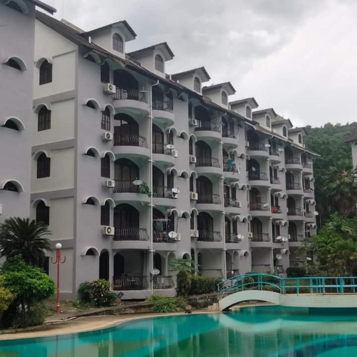 Adiana Homestay photo 4