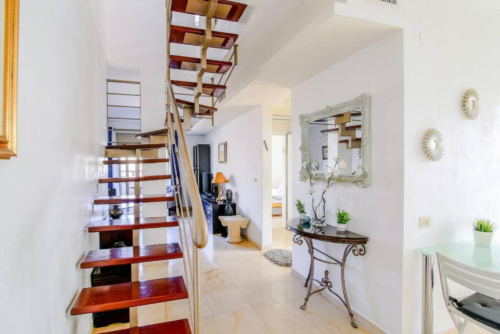 Duplex 2BR in Ben Yehuda by Holiday-rentals - Property Image 5