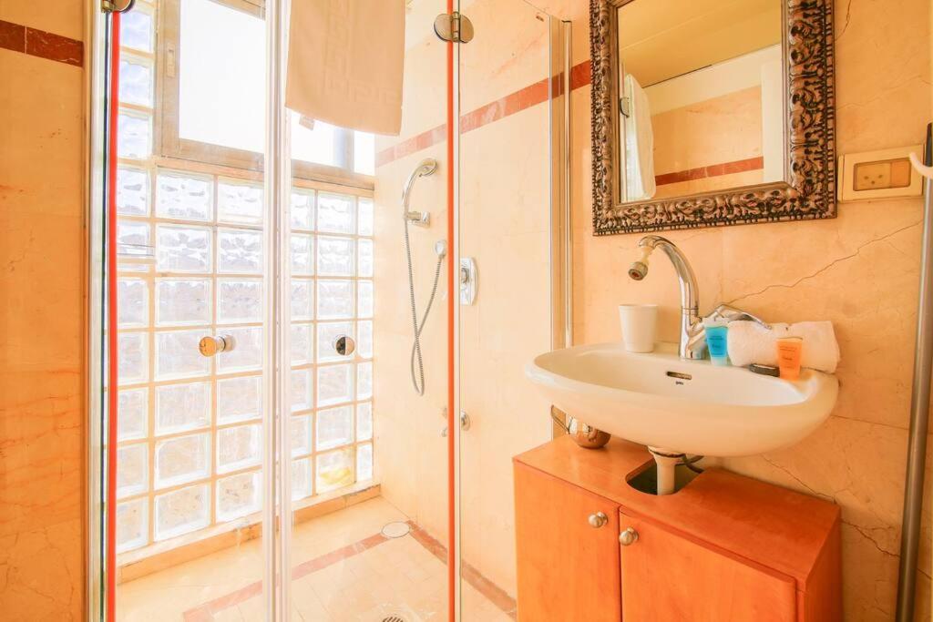 Duplex 2BR in Ben Yehuda by Holiday-rentals - Property Image 8