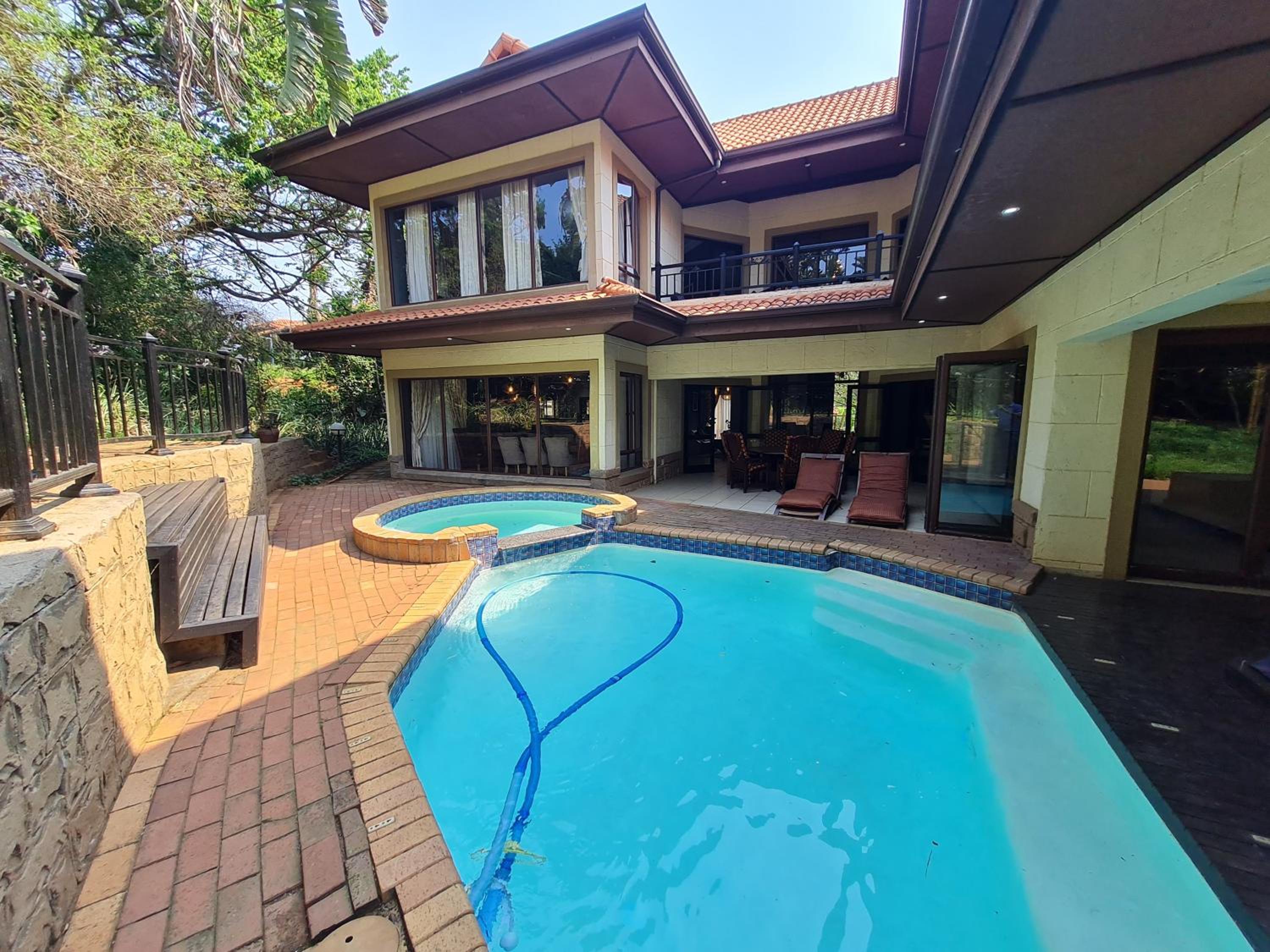 9 The Pin – Zimbali 6 Bedroom view 4
