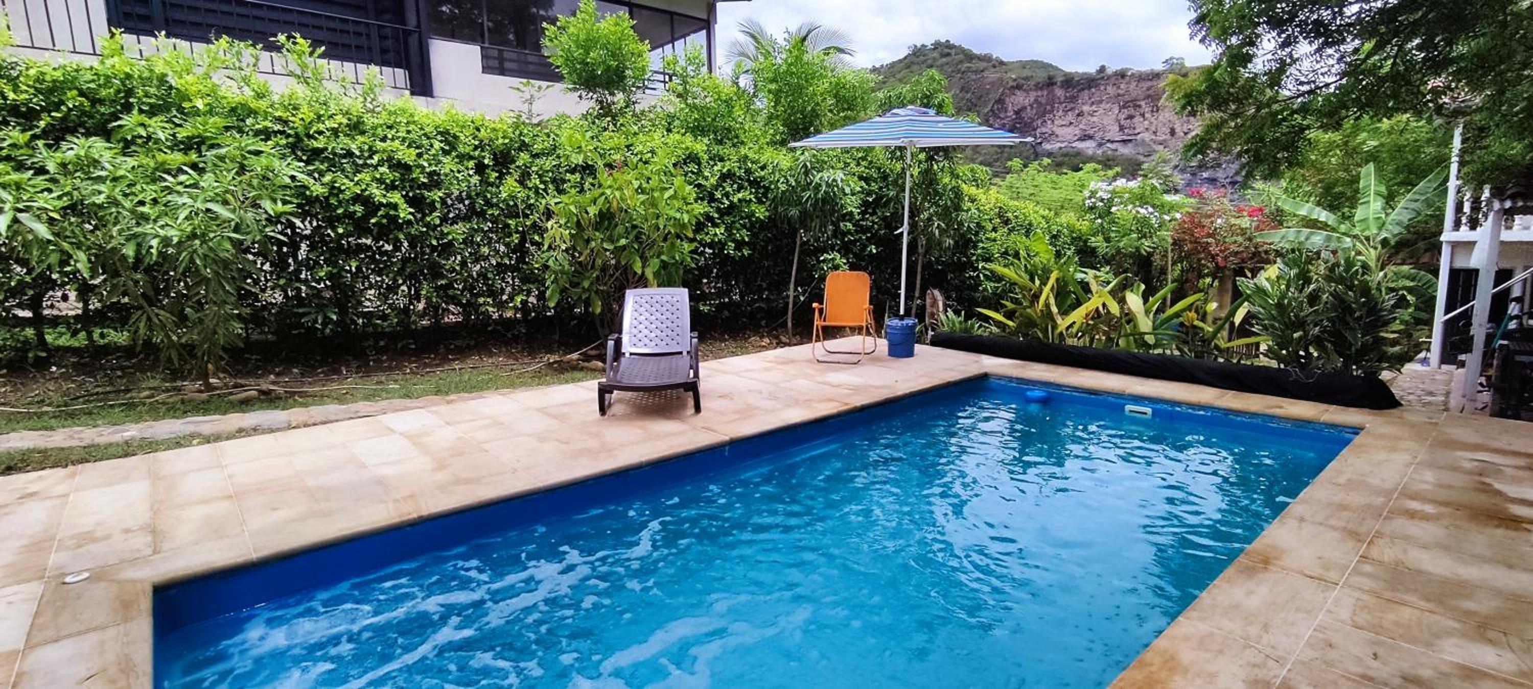 CASA FAMILIAR Y DE DESCANSO VILLA LORENZA - APULO CUND.