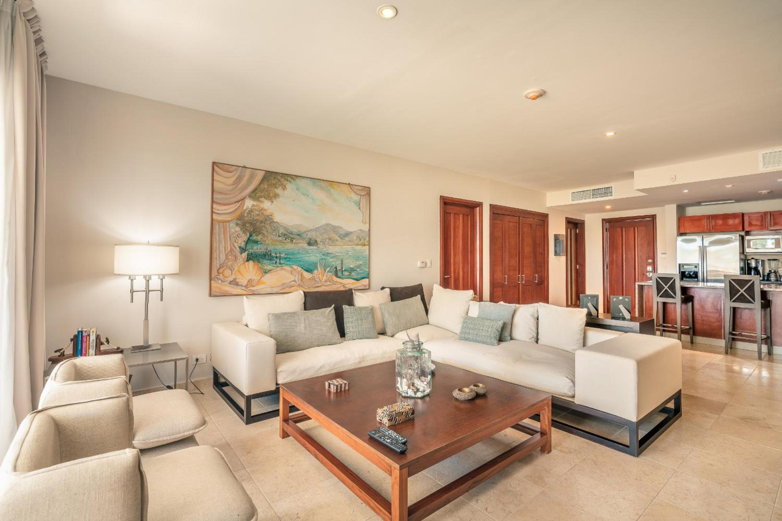 Apartment with ocen view at Punta Palmera CBD