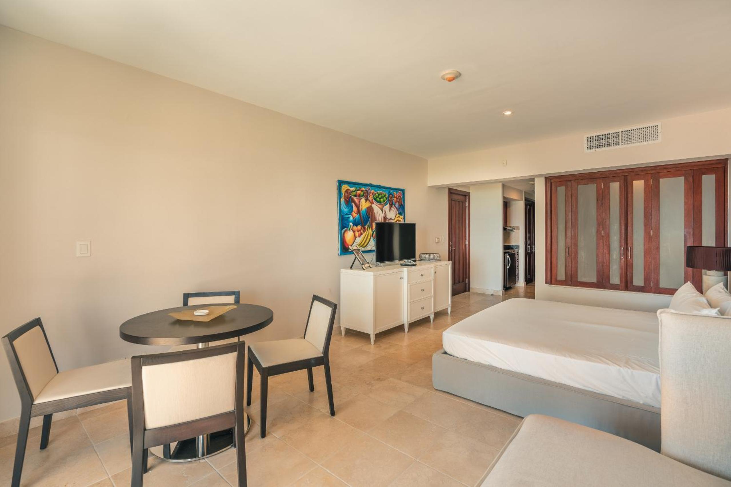 Apartment with ocen view at Punta Palmera CBD