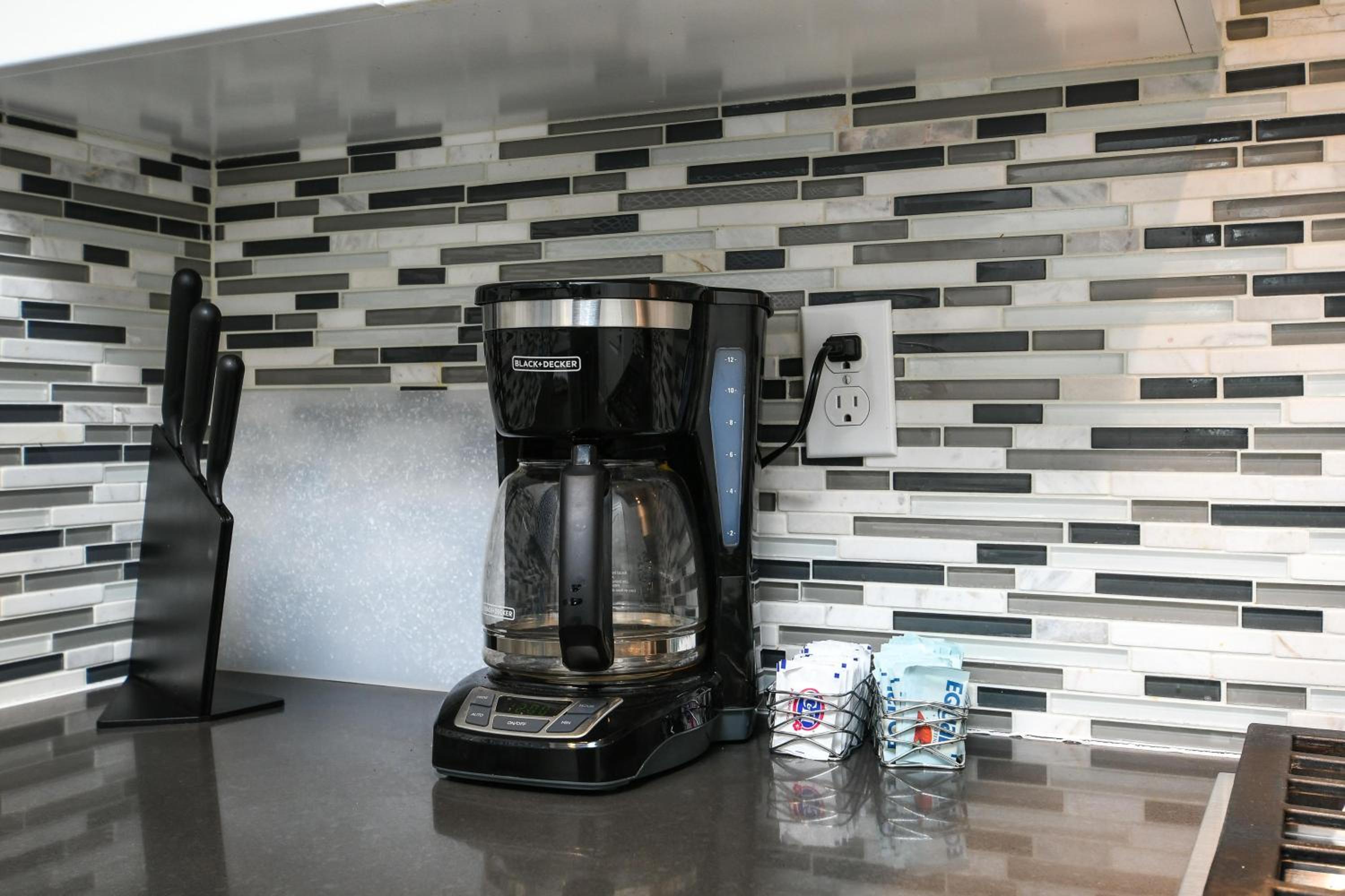 Vancouver Vacations - 'couve Guesthouse Suite Close To Pdx - Property Image 5