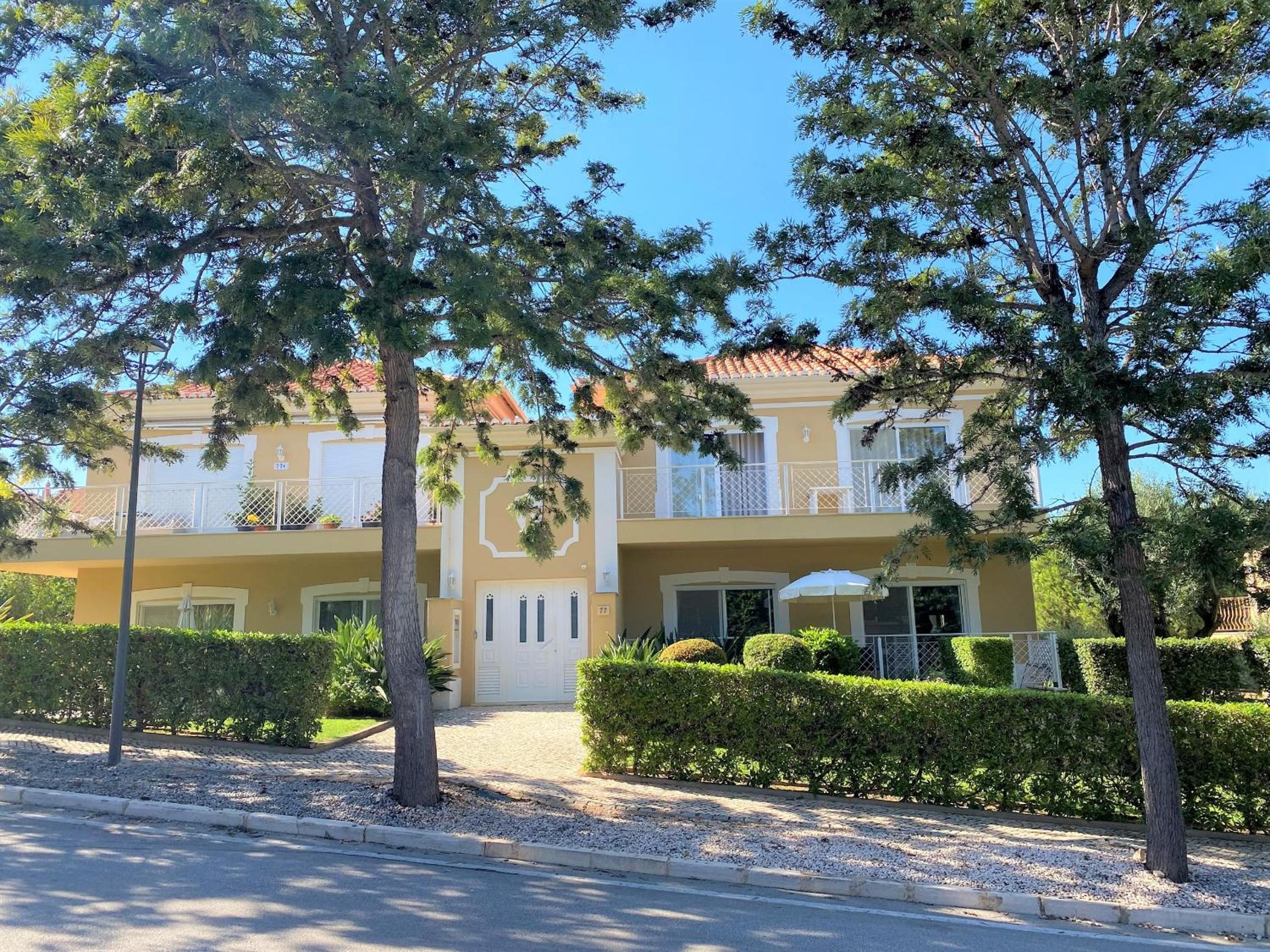 Hotel Apartamento Boavista - Image 1