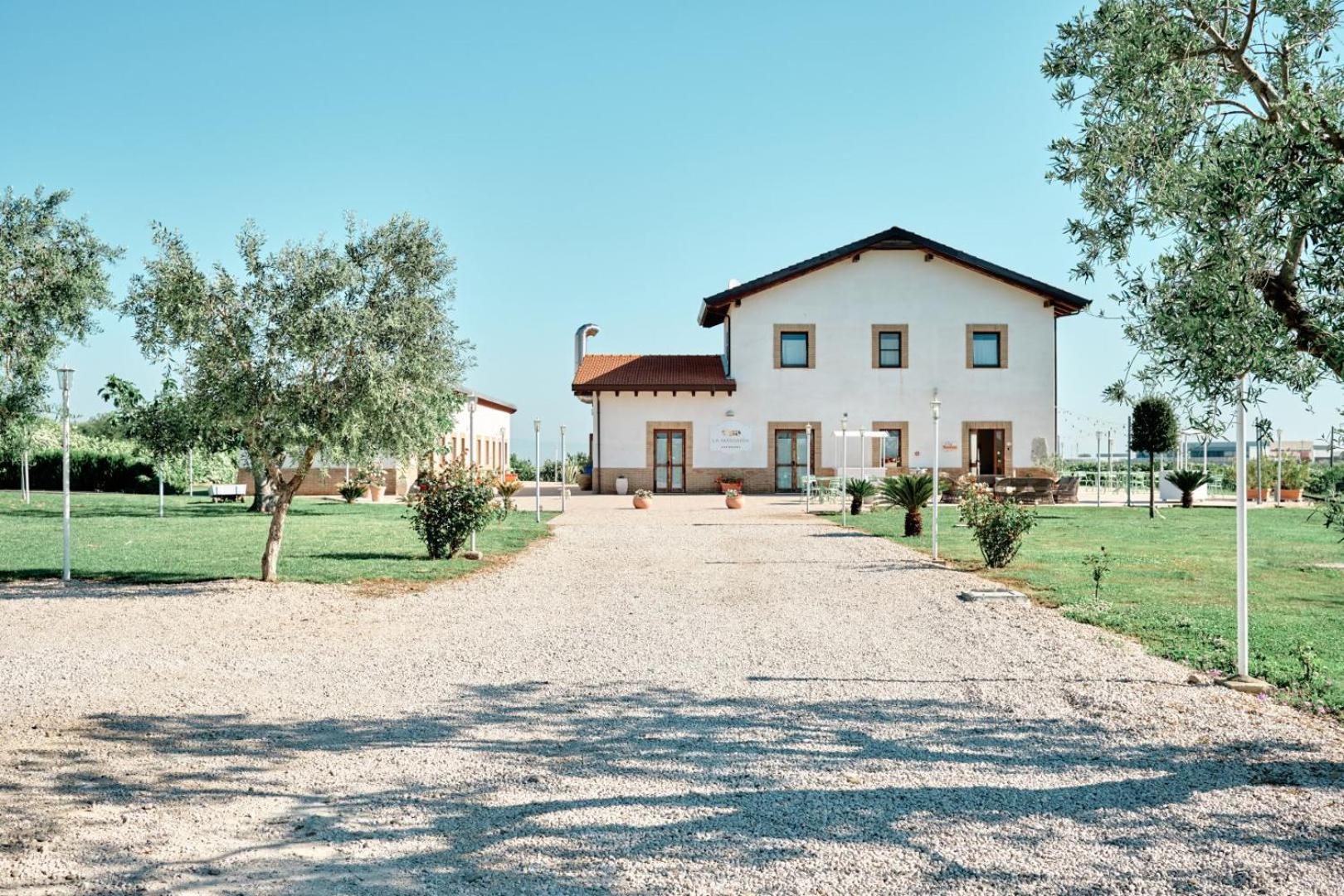 LA MASSARÌA agriresort view 4