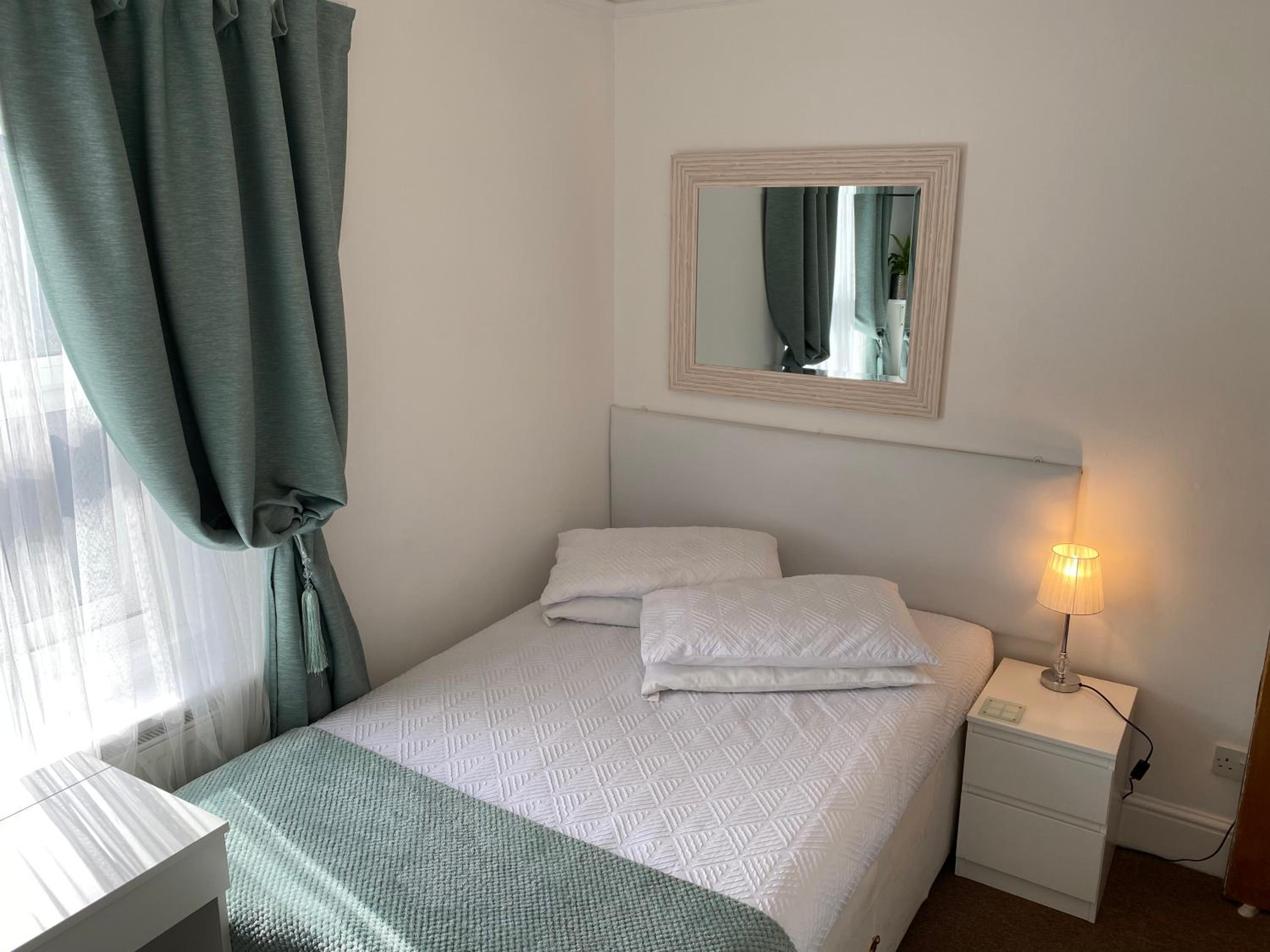 A & B Guest House Cambridge