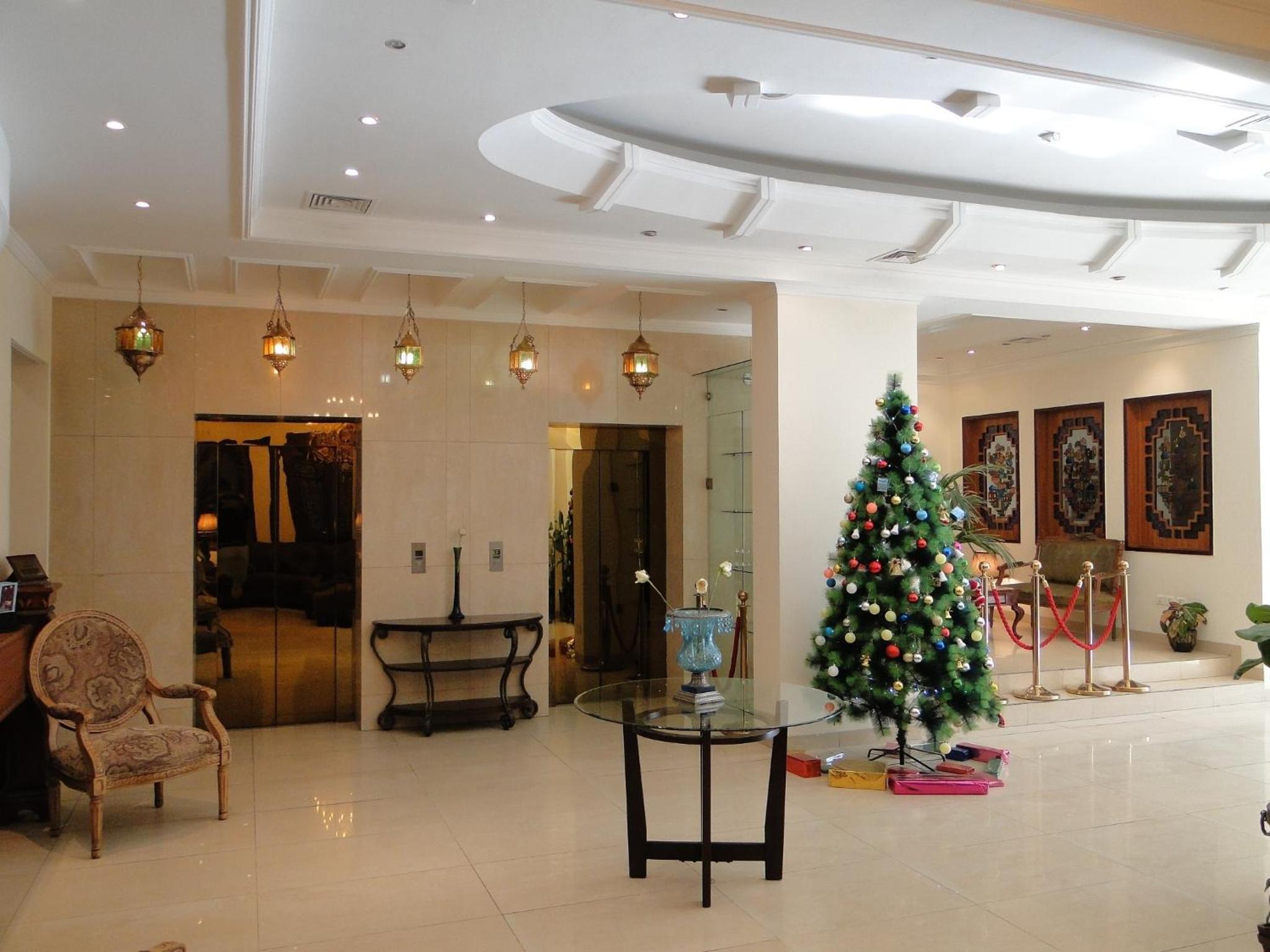 Shanasheel Palace Hotel view 3