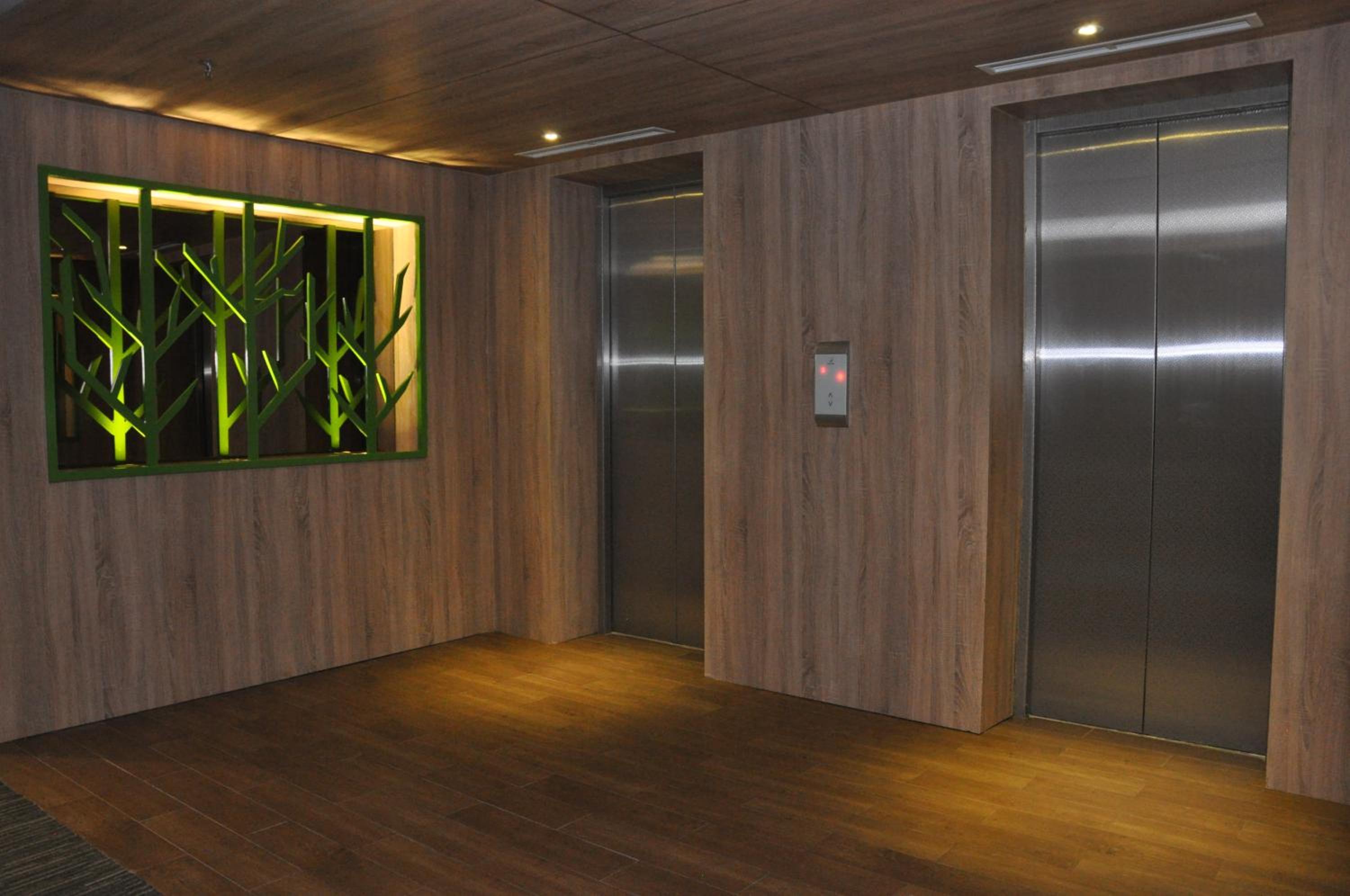 Solo Vacations - Sala View Hotel - Property Image 5