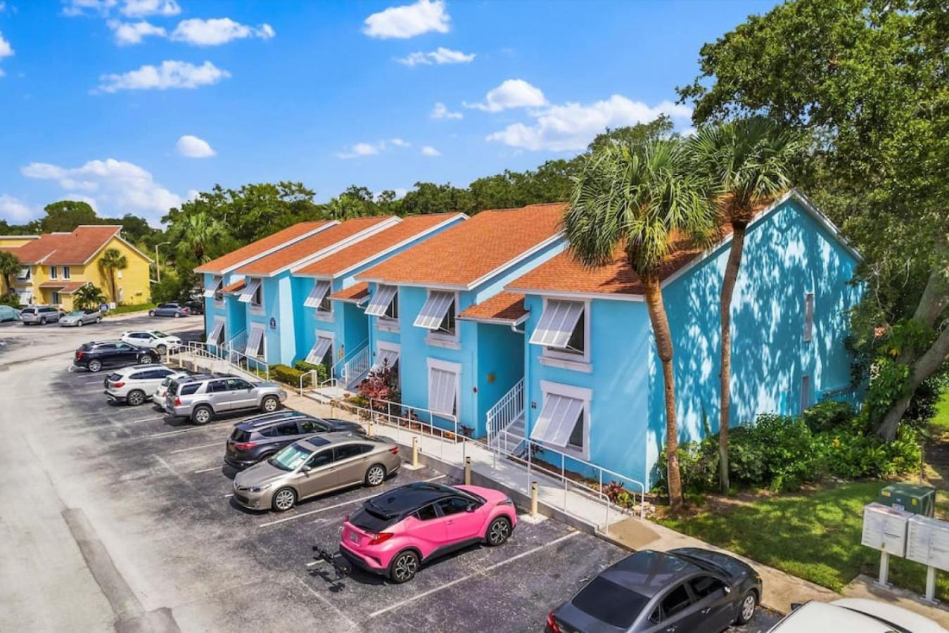 Hotel Sea Escape - Condo with Pool Hot Tub Plus Private Community Beach - Image 1