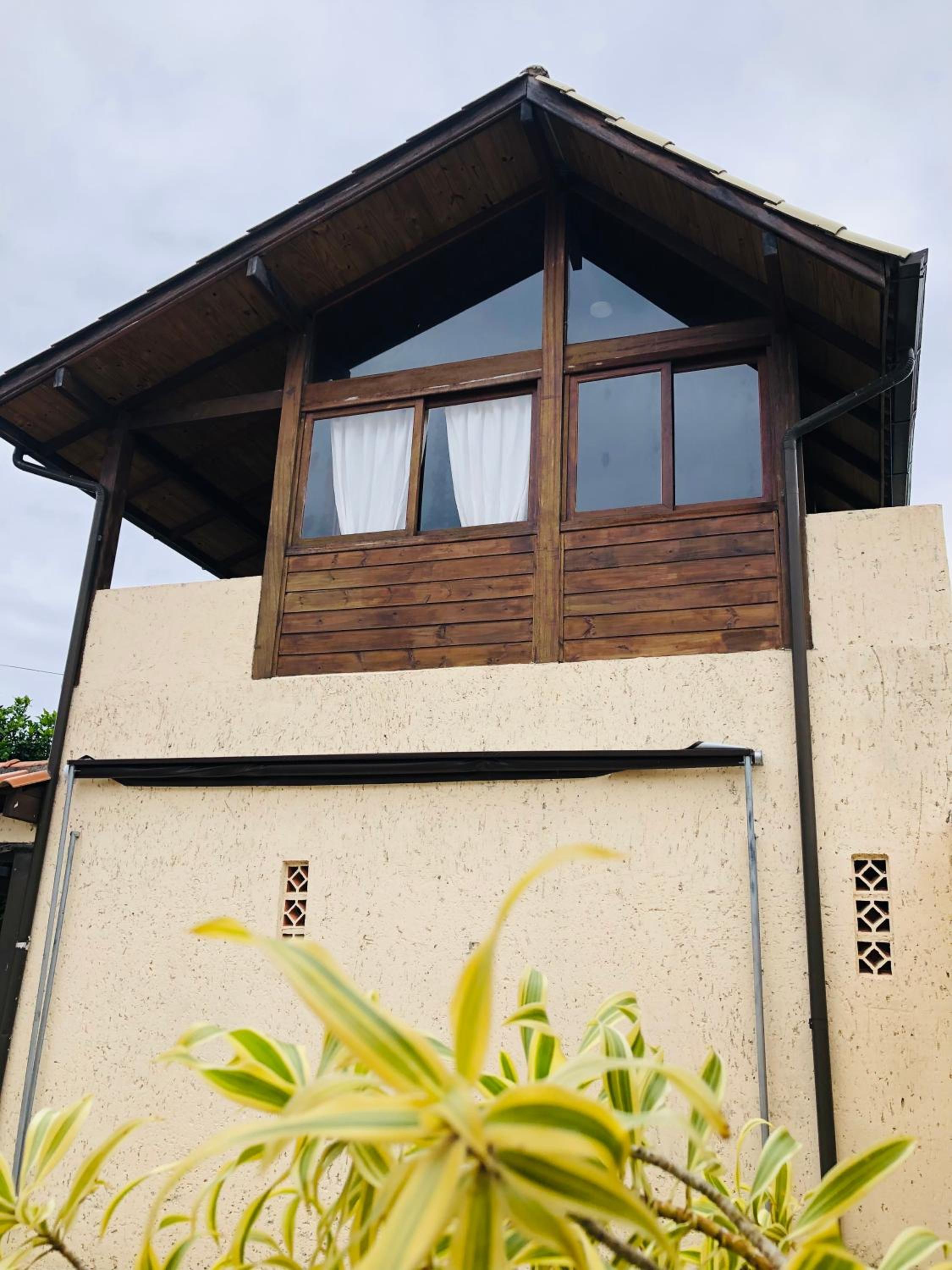 Hotel Shiva Guest House - Image 1