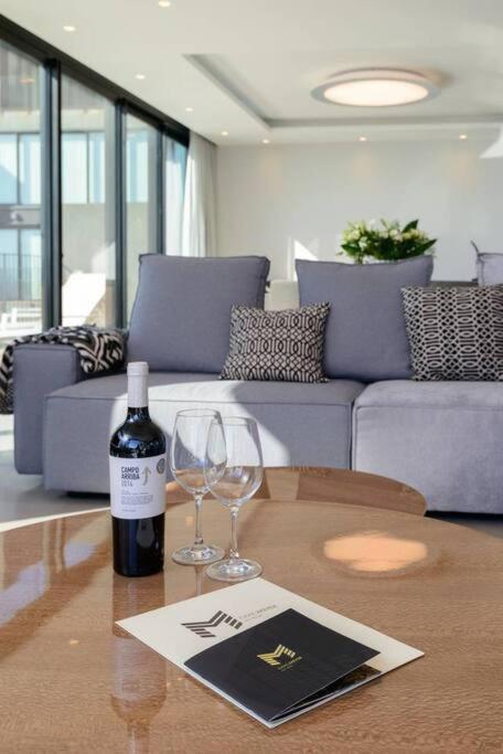 Luxurious 5BR Penthouse with Sea View by HolyGuest view 3