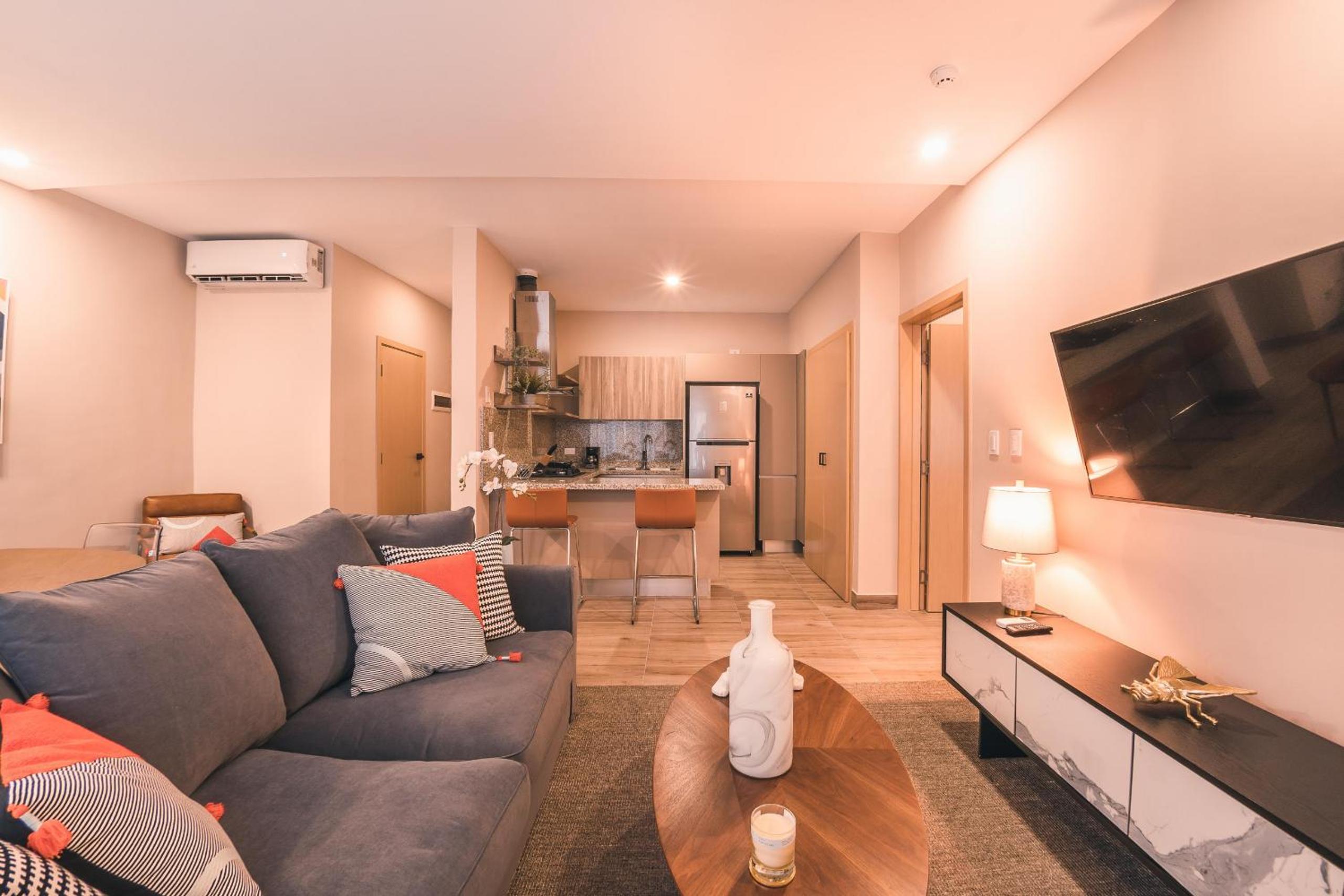 Fully Serviced Apartment at Regatta Living - 2C view 2