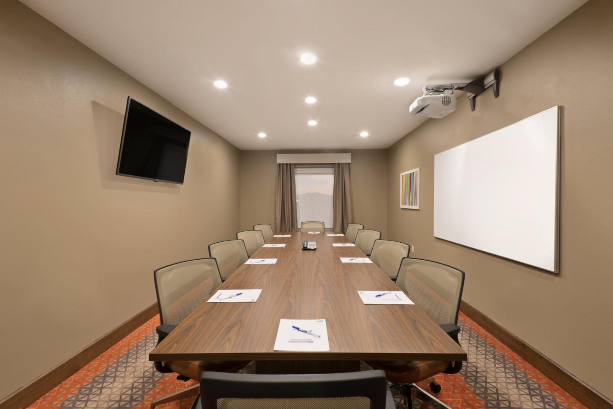 Holiday Inn Express Hotel & Suites Hot Springs by IHG