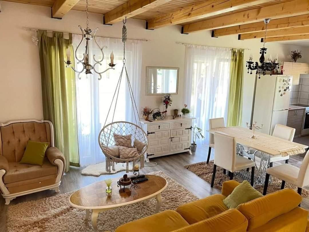 Bajka na dan two bedroom apartment