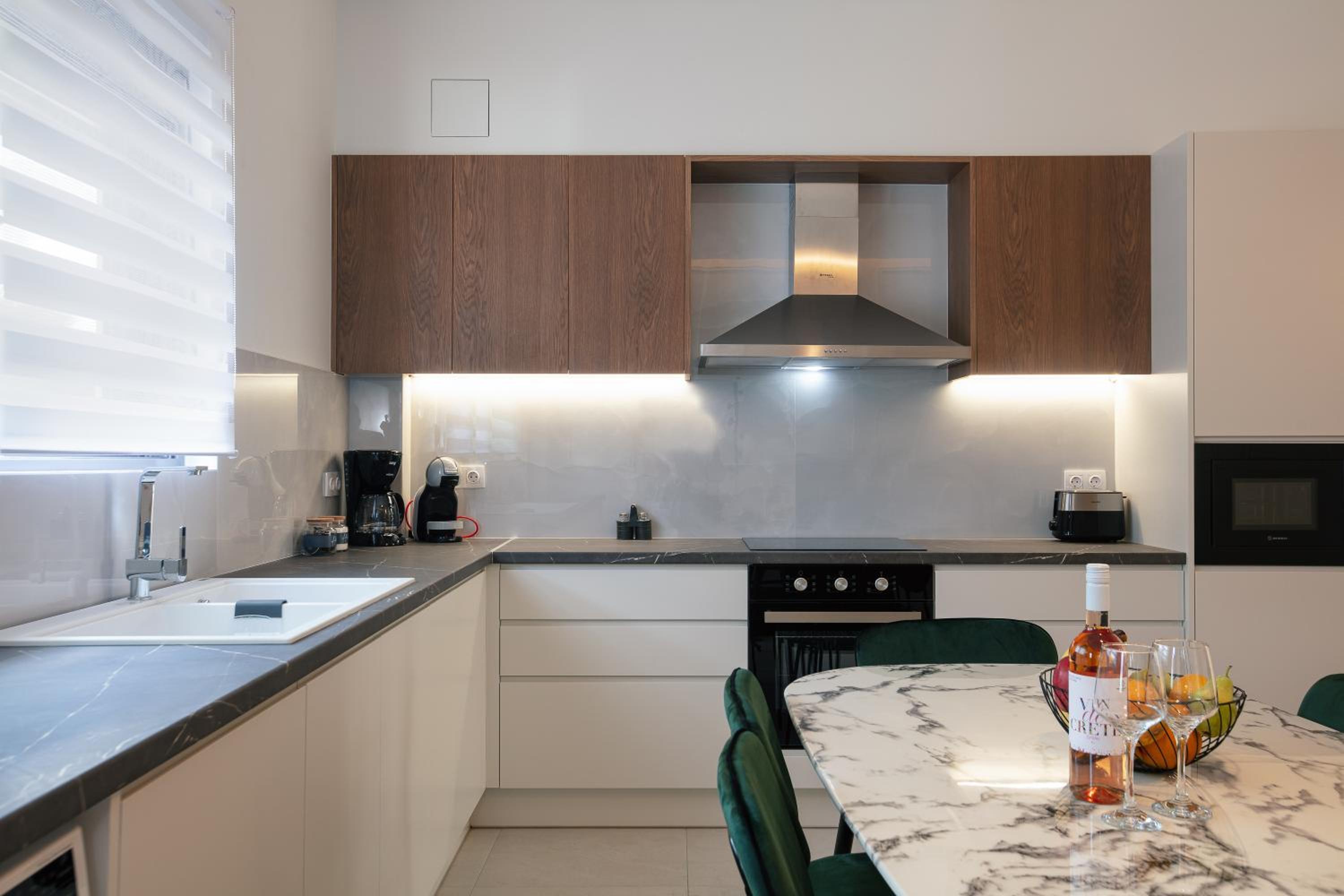 Kalopsia Home