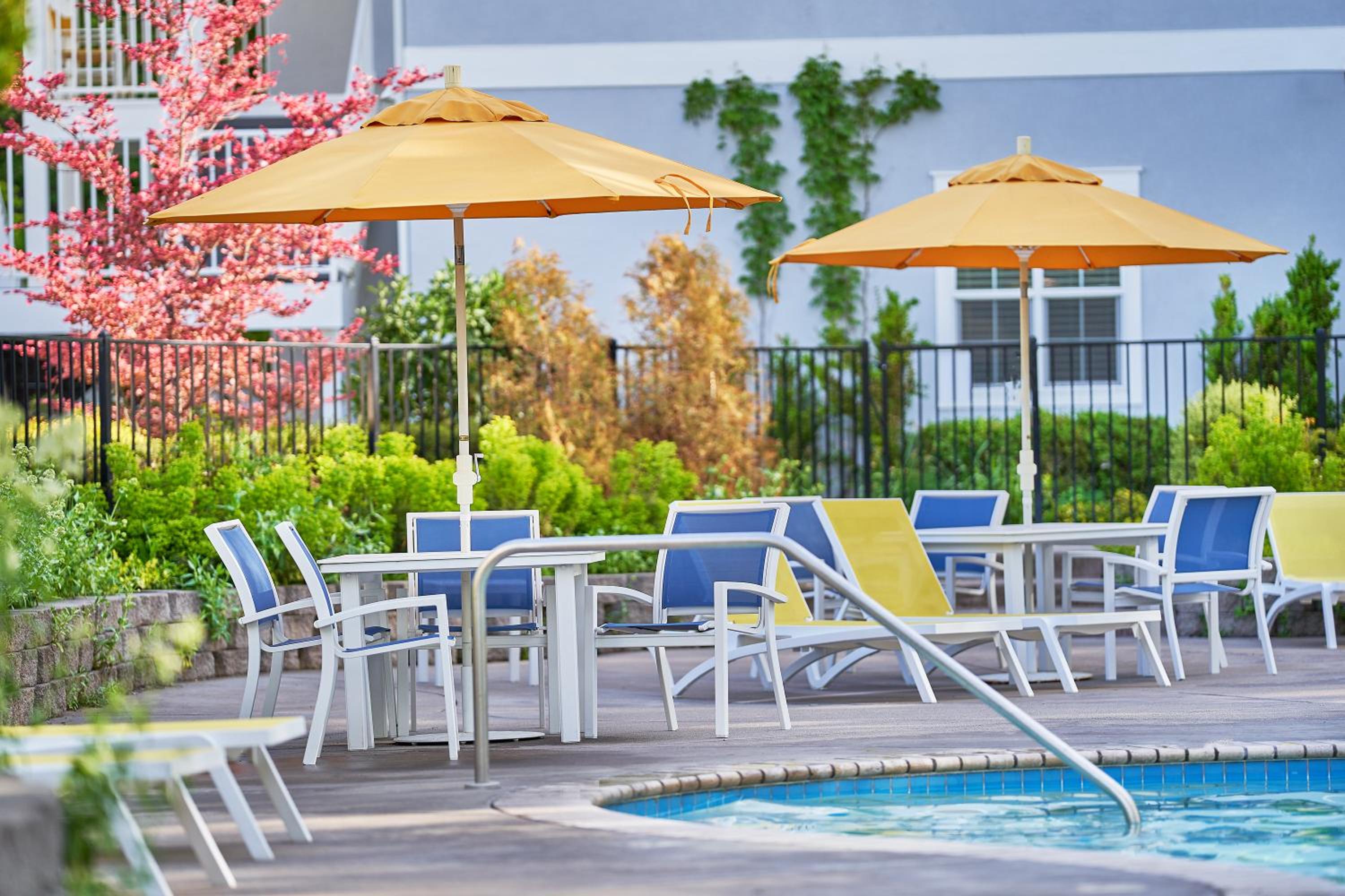 Ashland Vacations - Lithia Springs Resort - Property Image 19