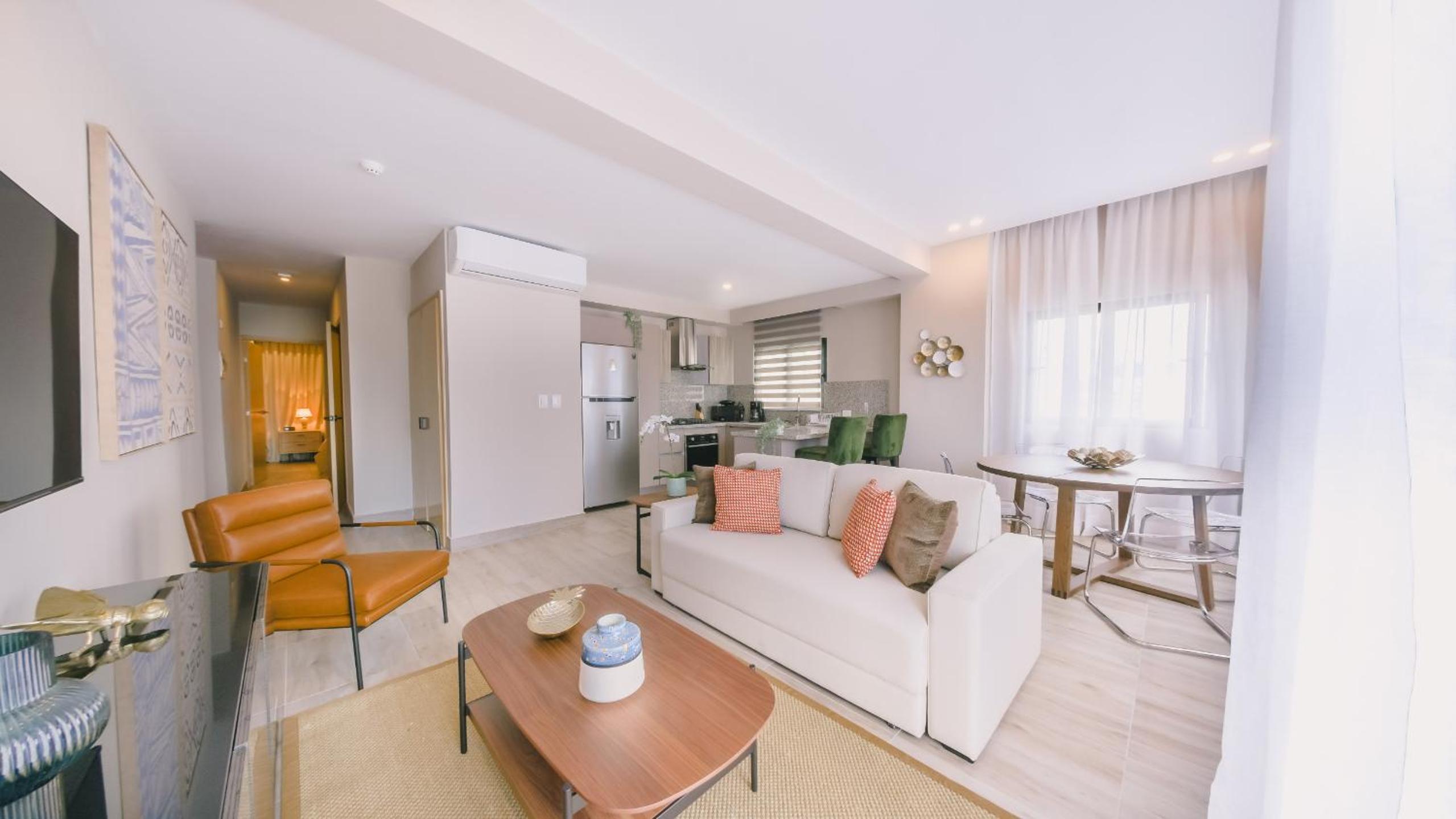 Fully Serviced Apartment at Regatta Living II - 907 view 3