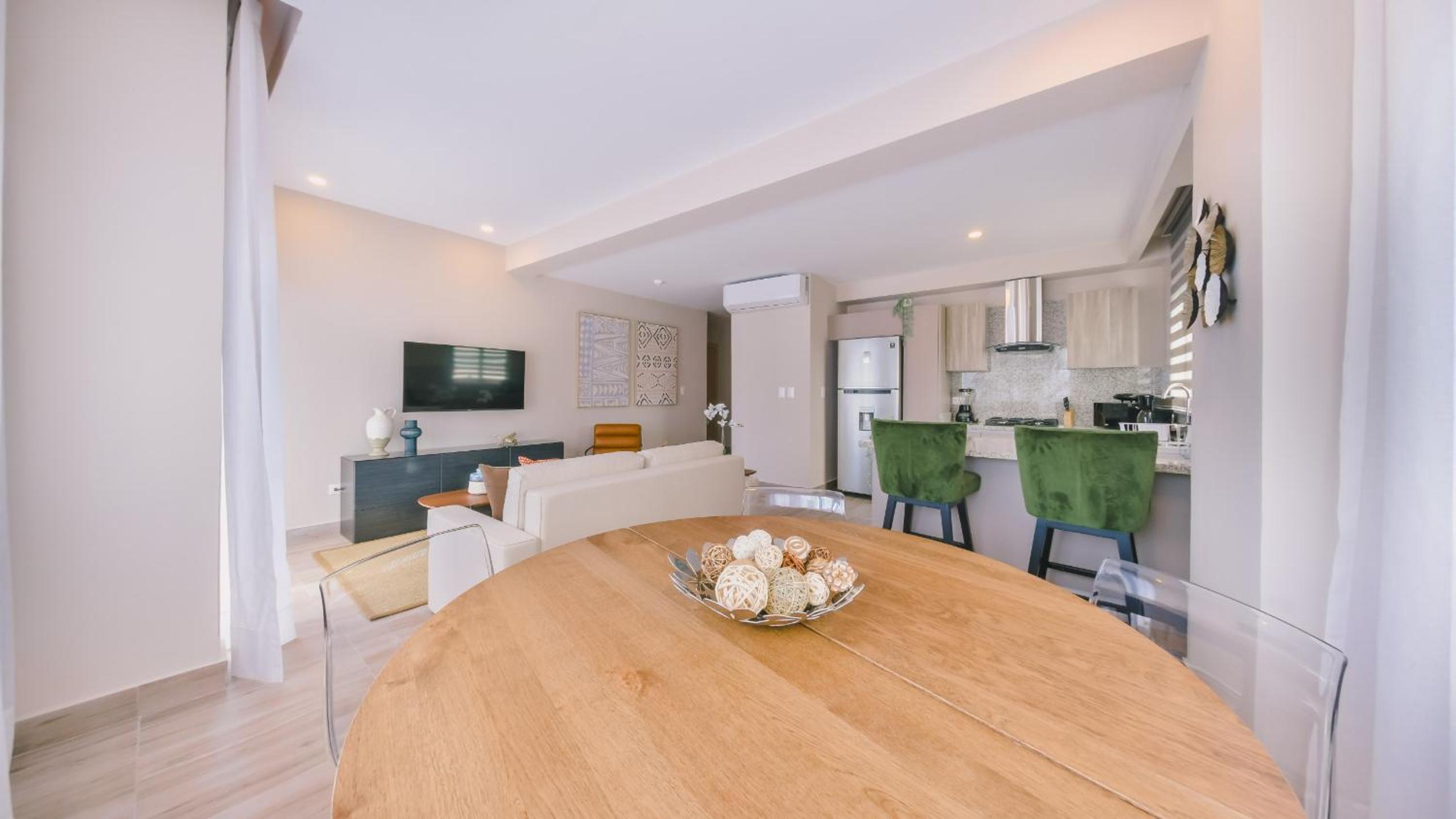 Fully Serviced Apartment at Regatta Living II - 907 view 5