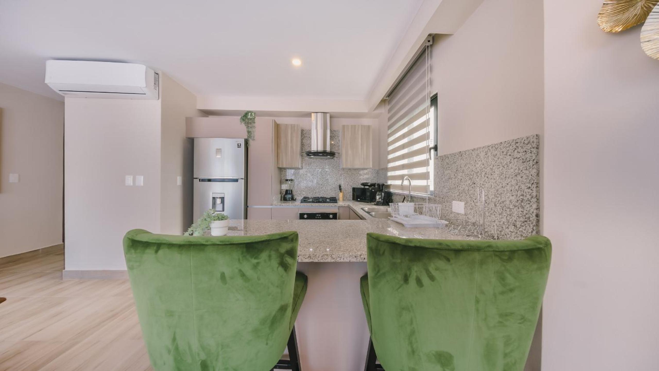 Fully Serviced Apartment at Regatta Living II - 907 view 4
