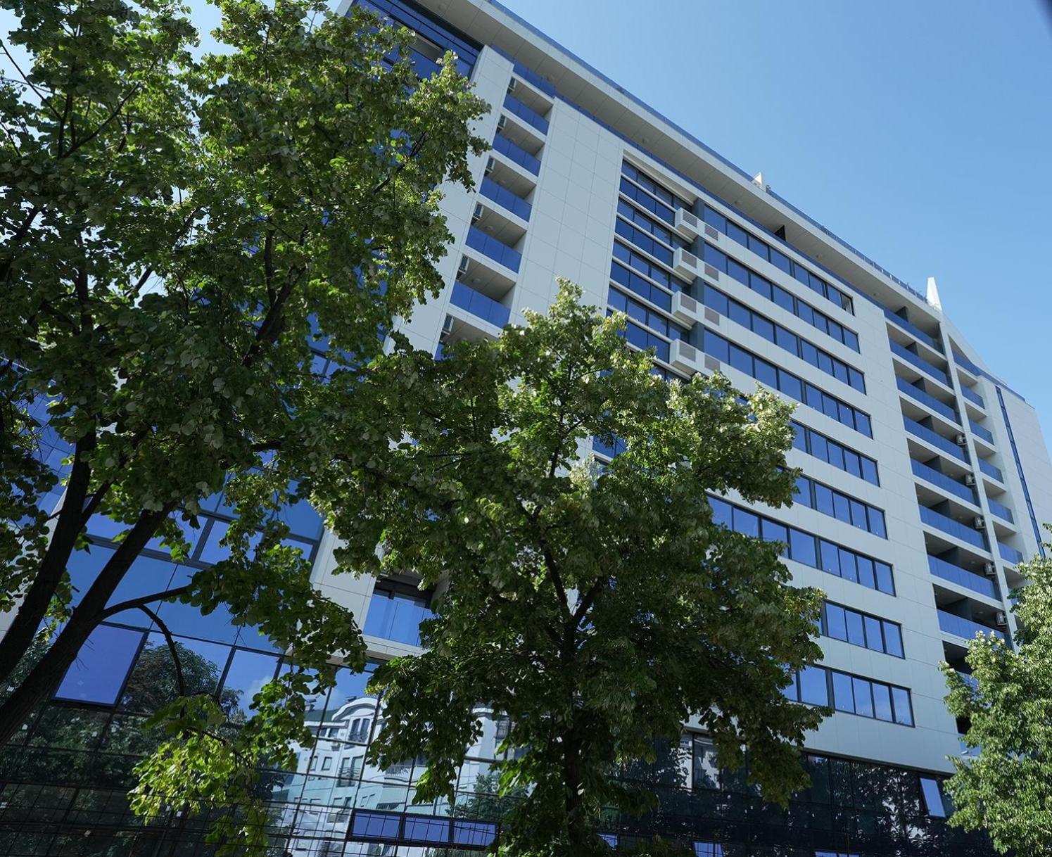 GRAND LUX APARTMENTS