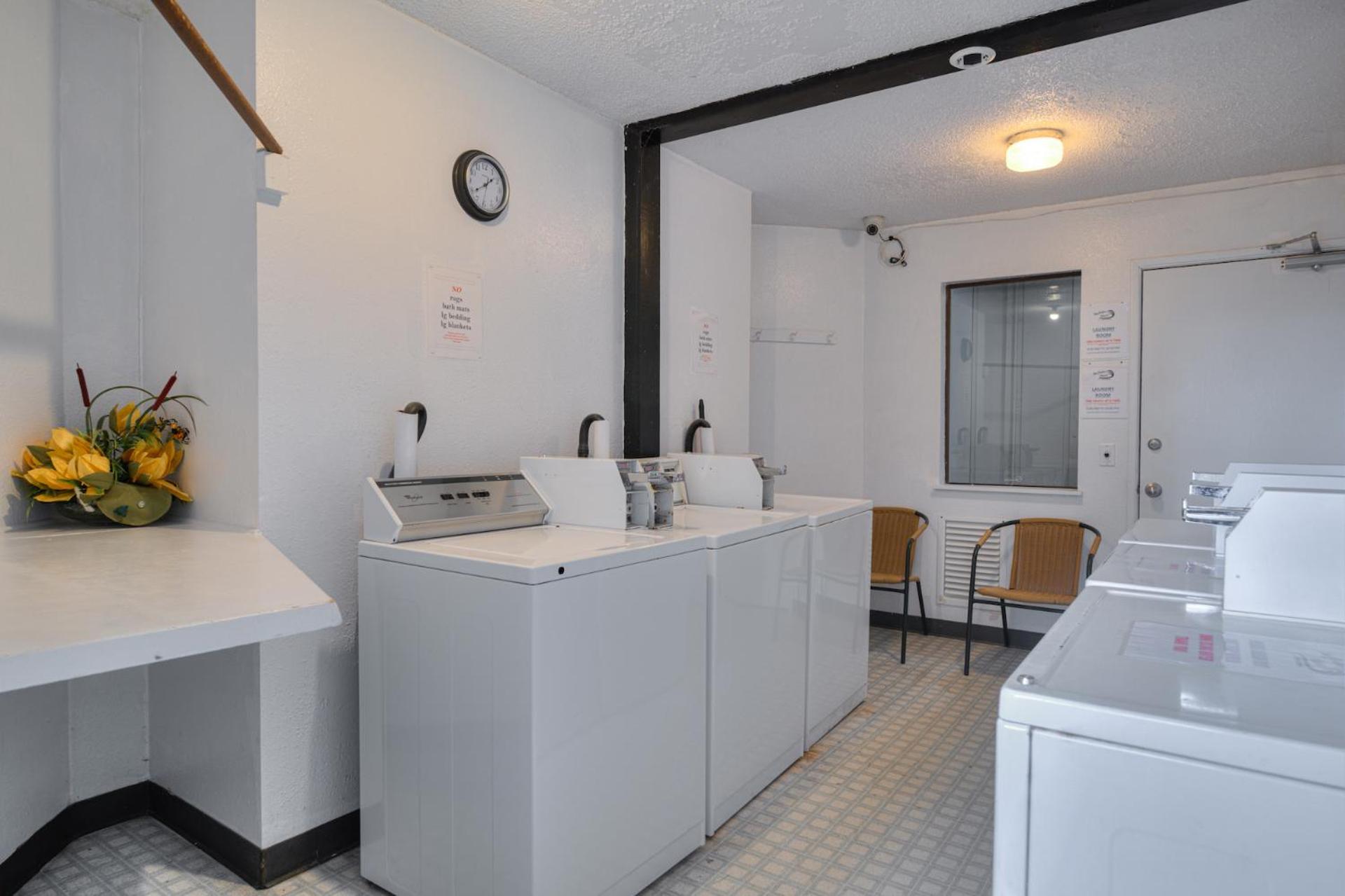 Surftides Plaza Rentals