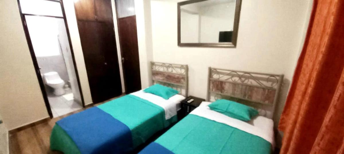 Diamond Monkey Lodge