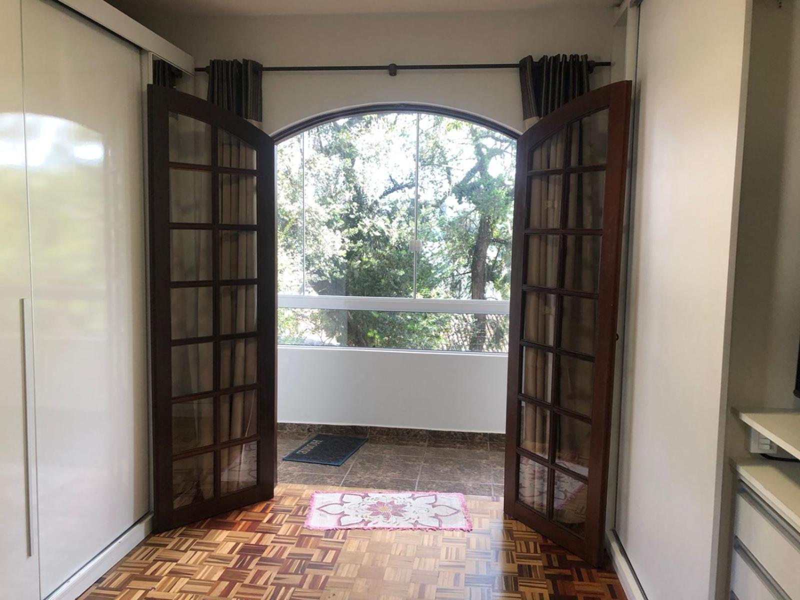 Charming Home 2 min. from Barigui Park view 4