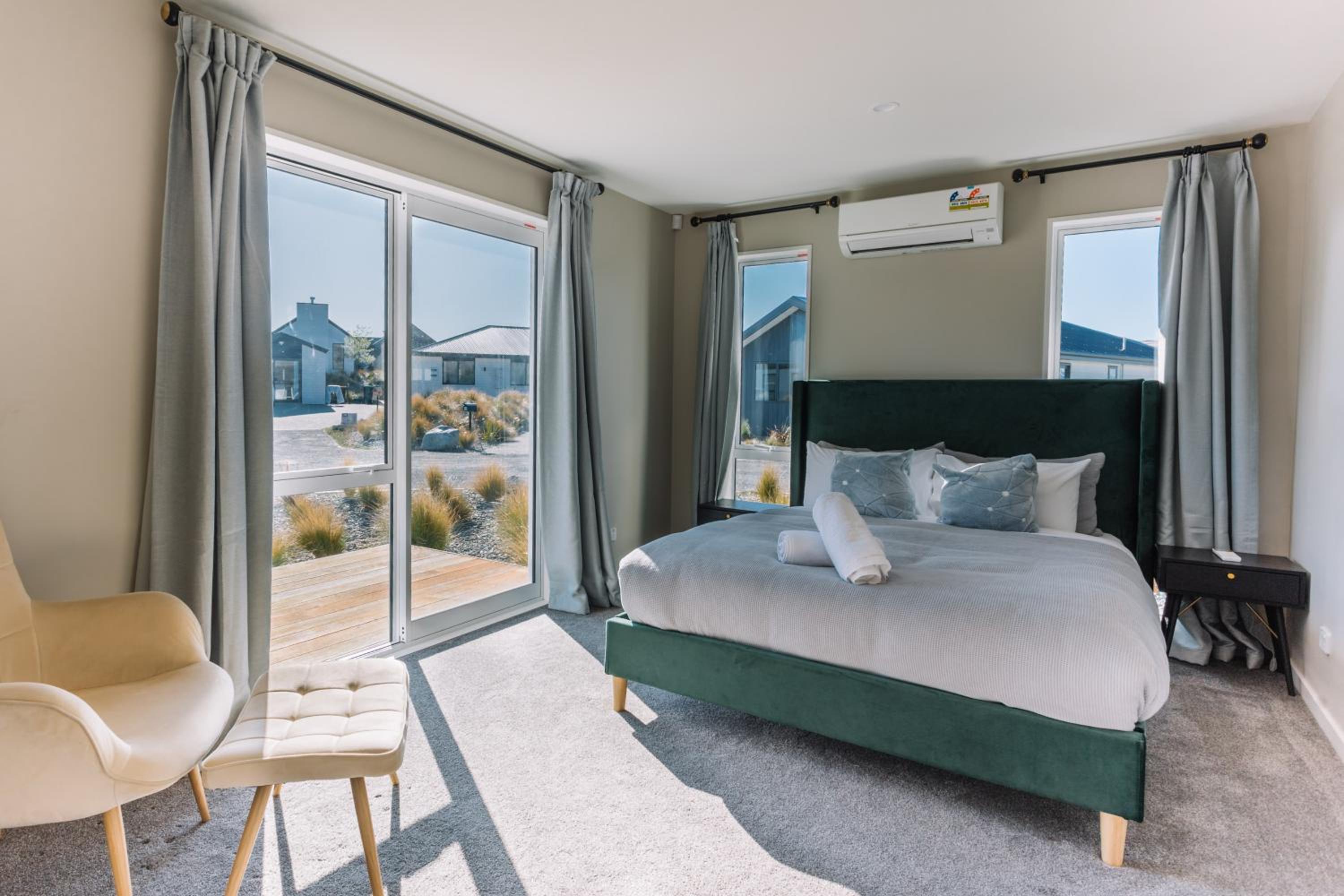 Lupin Faves Tekapo view 5