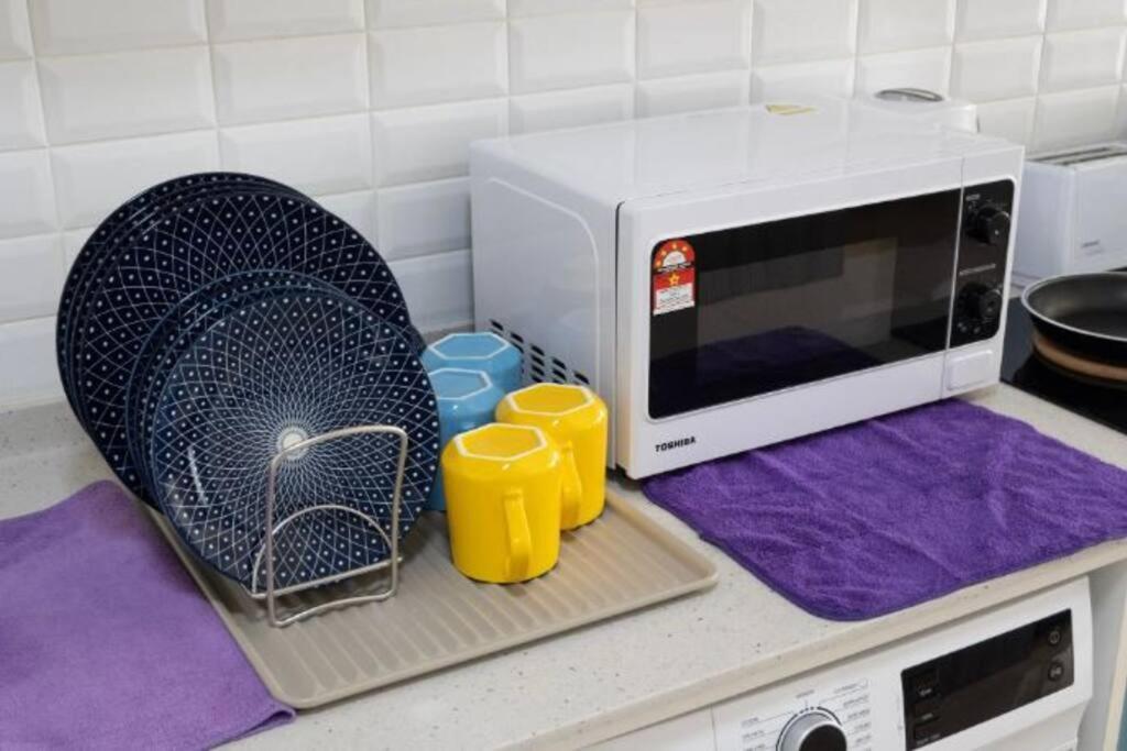 Cozy Oasis near Ikea TRX Mall King Size Bed 100mb