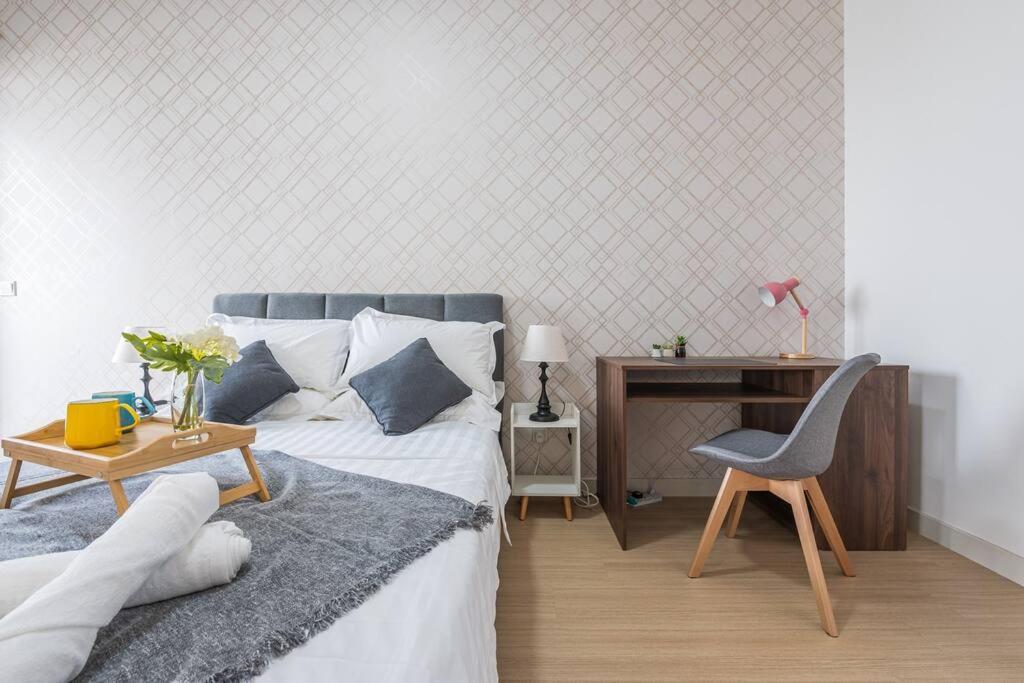 Cozy Oasis near Ikea TRX Mall King Size Bed 100mb