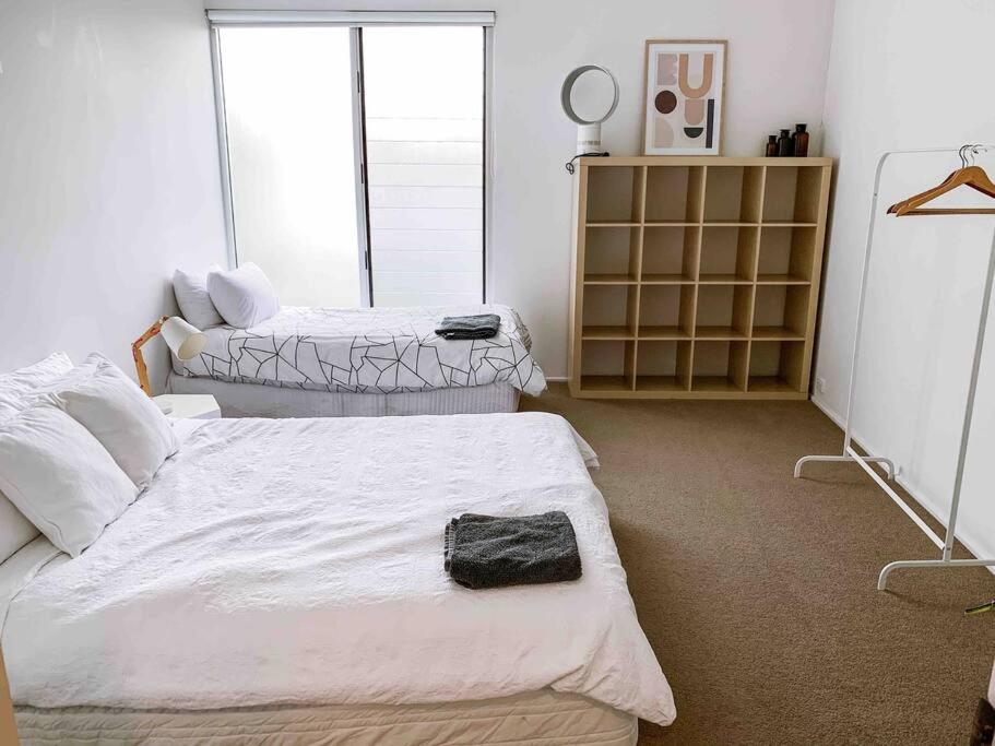 Modern house close to CBD & Adelaide Oval