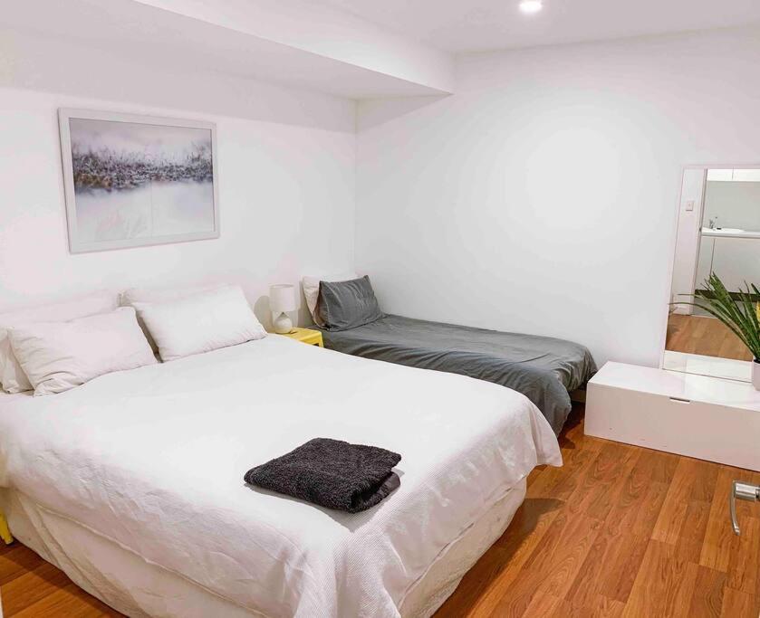 Modern house close to CBD & Adelaide Oval