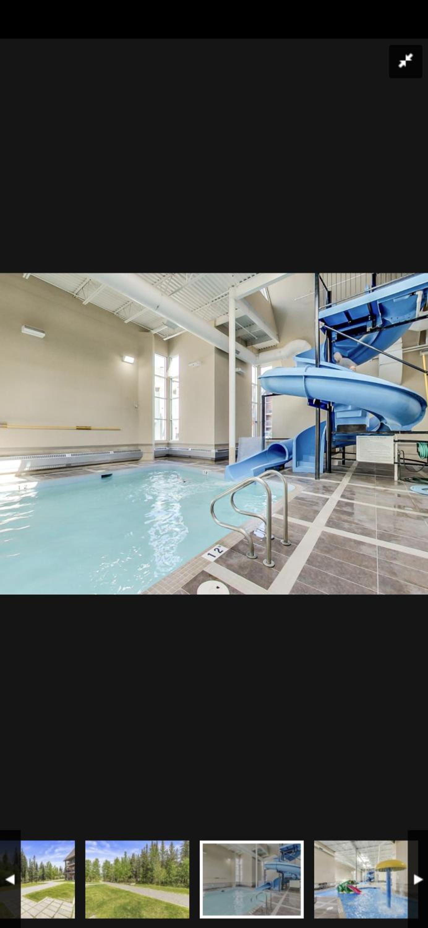 Canmore Mountain Retreat. Hot Tub, Pool, King Bed!