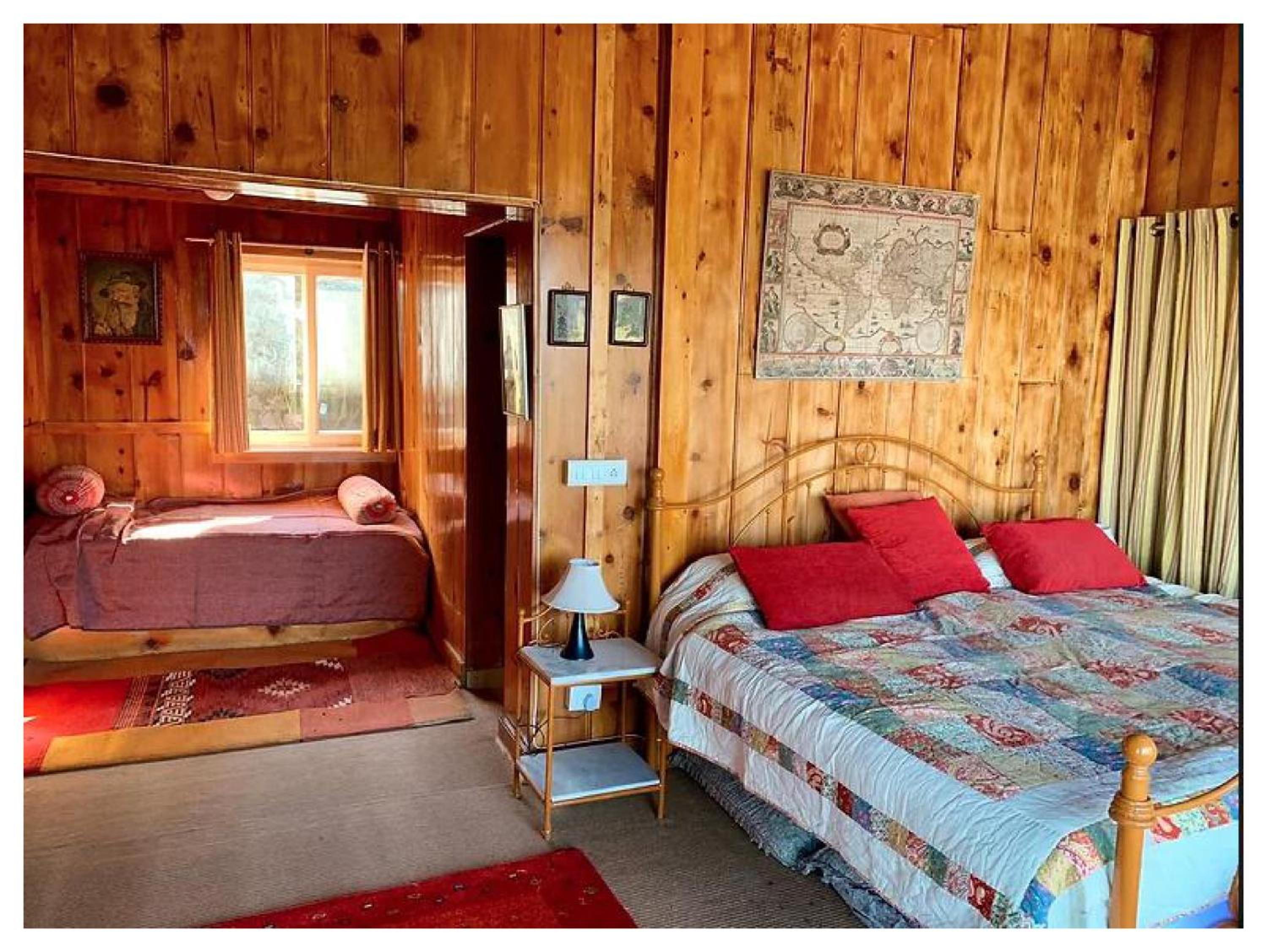 Avalon Cottage Villa