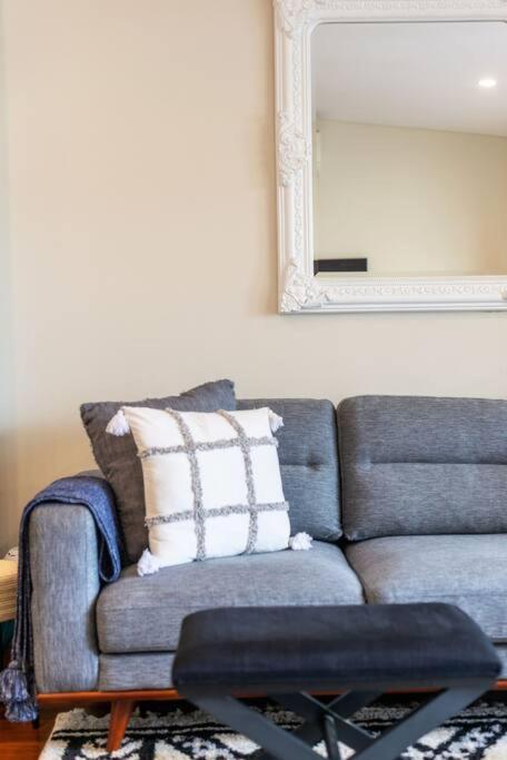Cute as a Button - Picket Fence 3 Bed Stylish Home