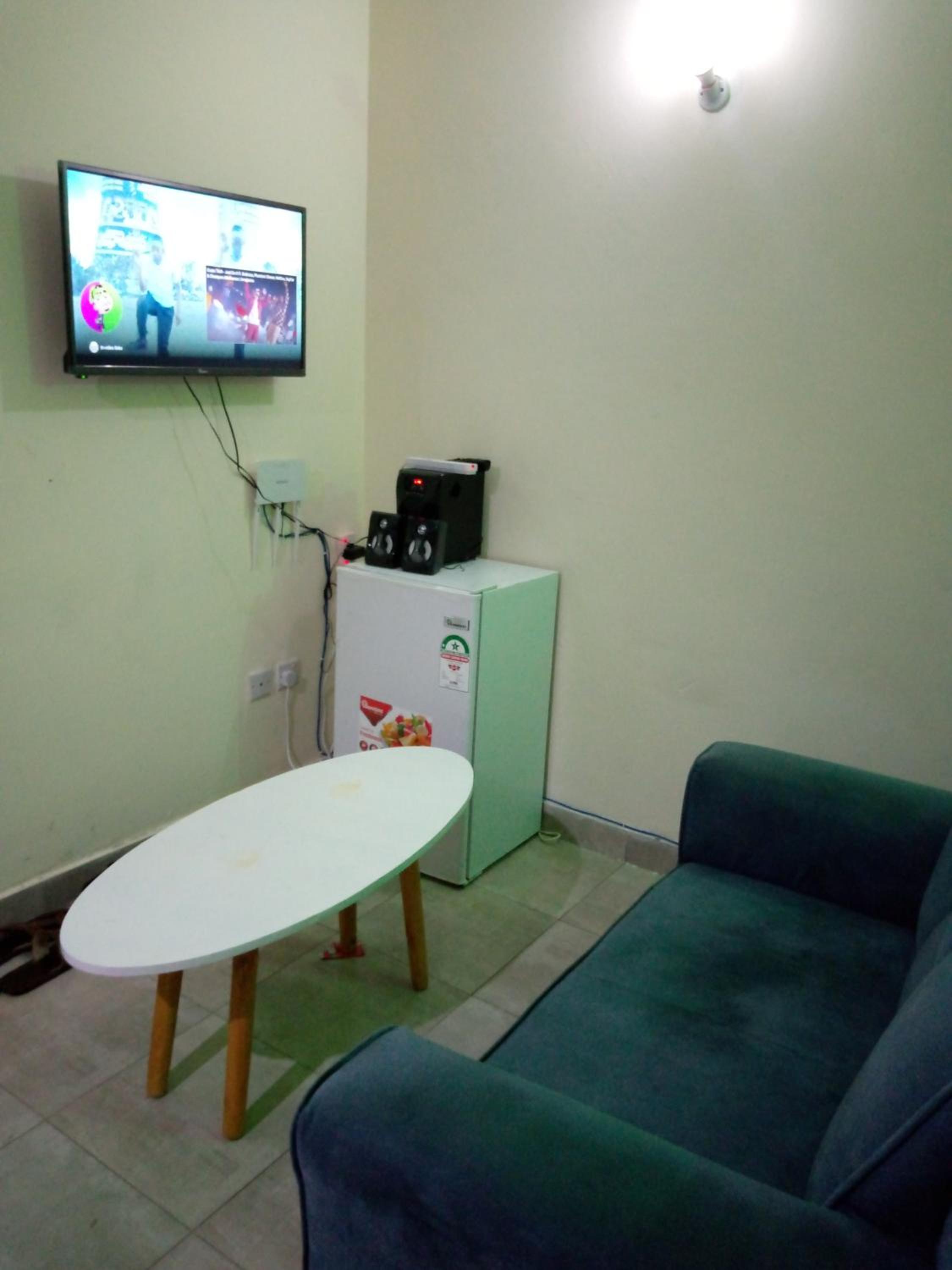 La Grande cosy studio apartment view 3