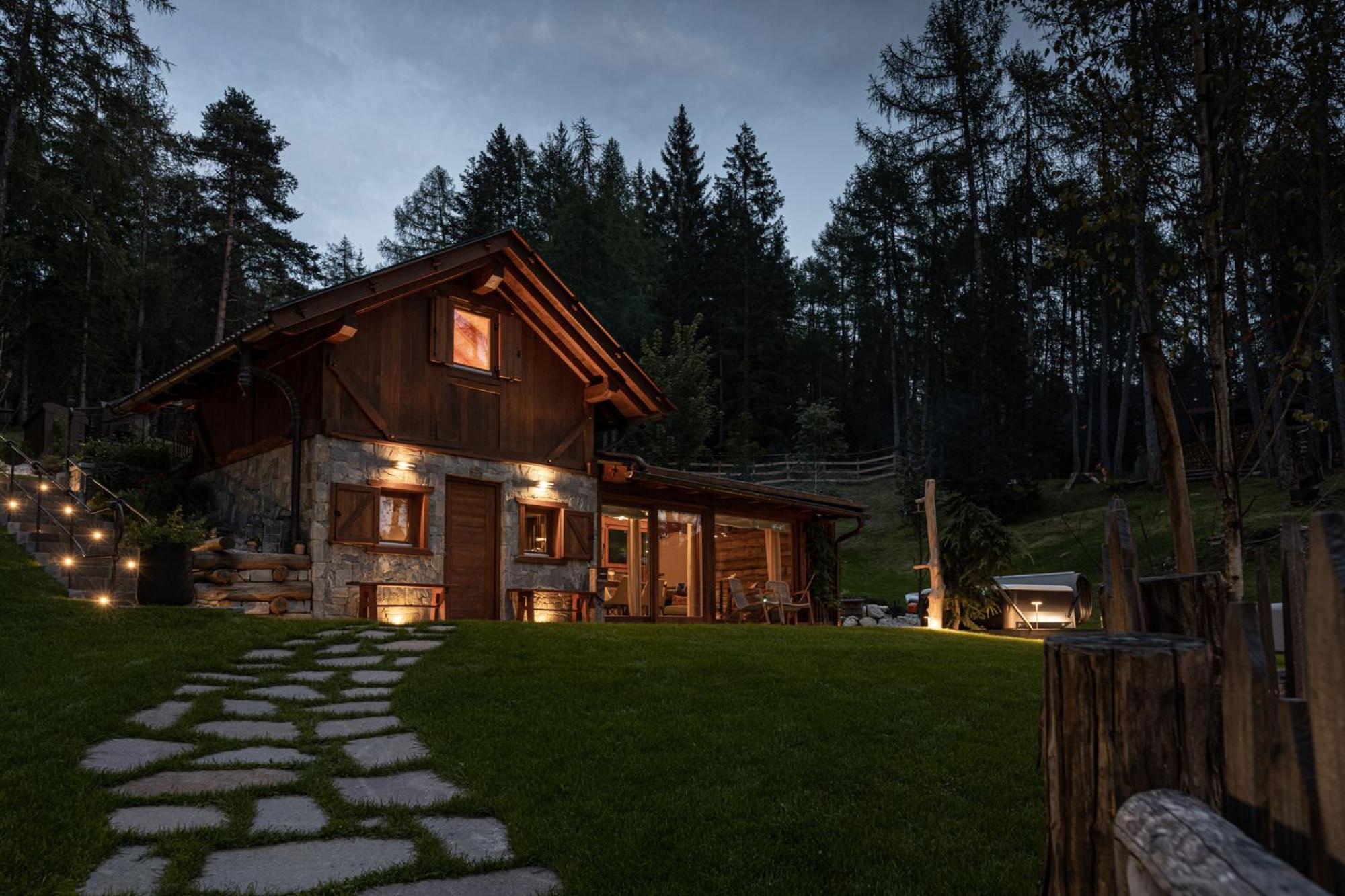 Cain Comfort Chalet view 3