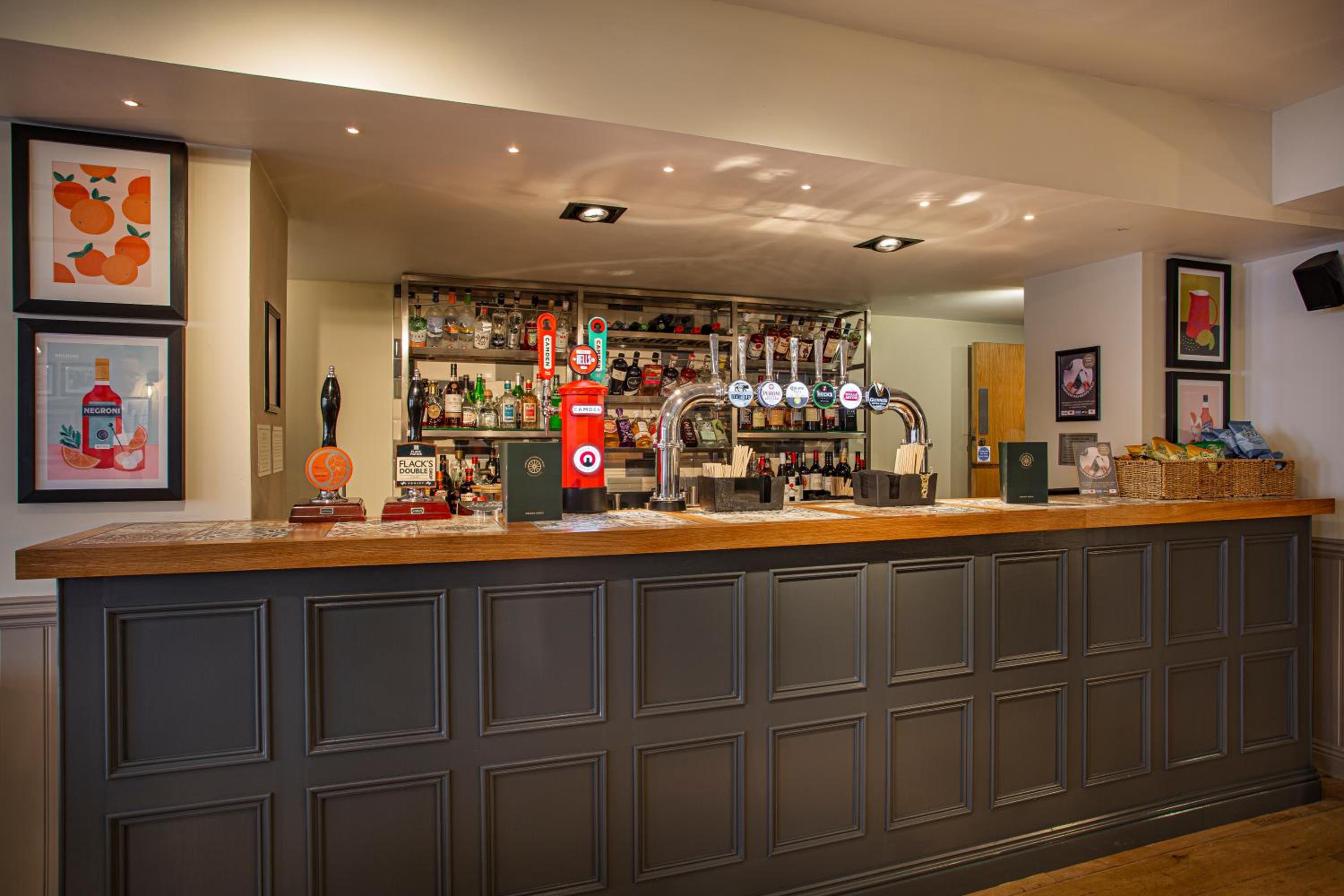 Romsey Vacations - The White Horse Hotel, Romsey, Hampshire - Property Image 5