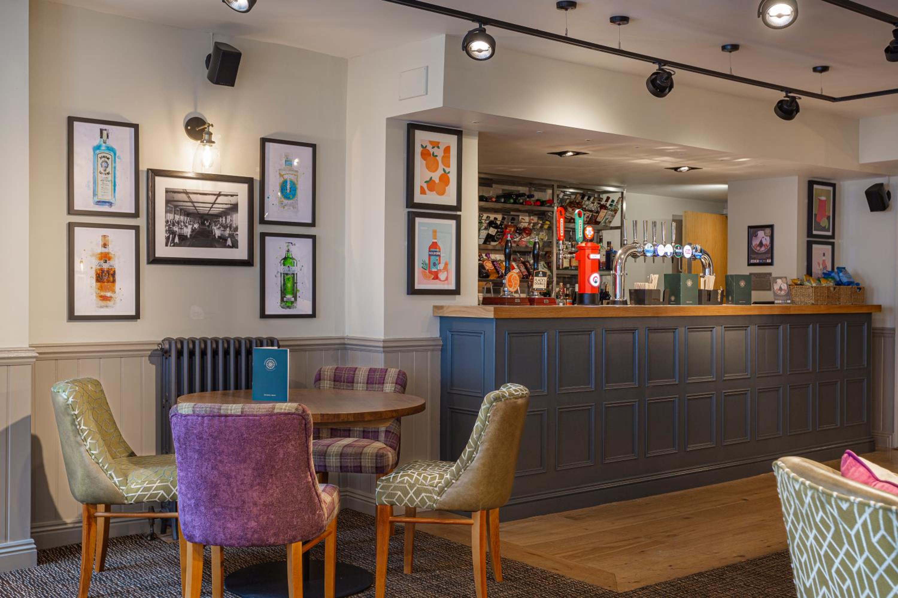 Romsey Vacations - The White Horse Hotel, Romsey, Hampshire - Property Image 4